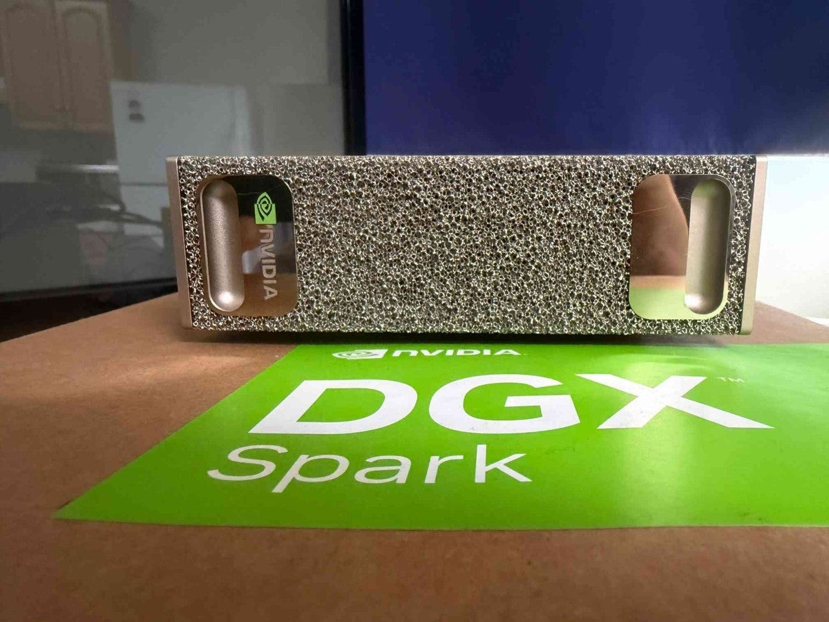 Nvidia DGX Spark AI Server Enterprise GPU Computing Platform 4TB NVMe DeepSeek