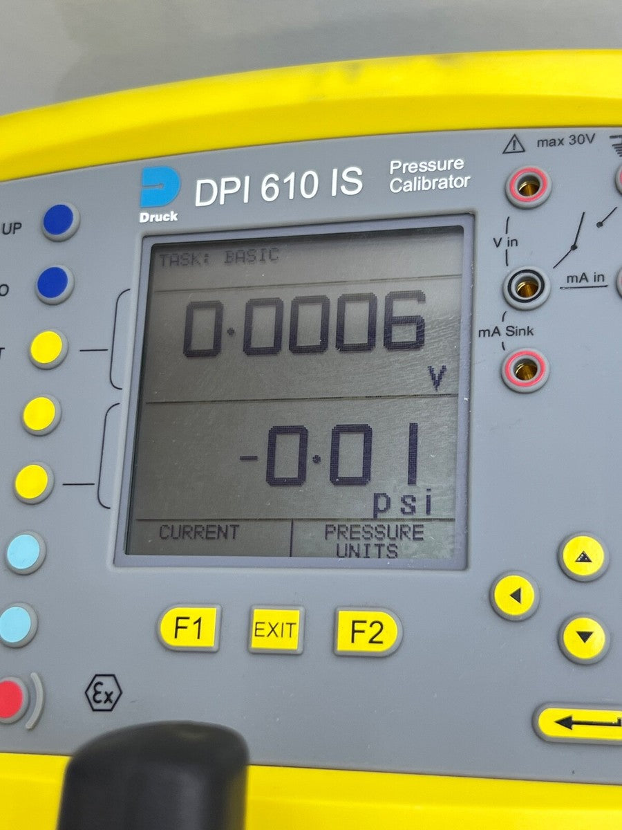DRUCK DPI 610 IS PRESSURE CALIBRATOR 300 PSI G