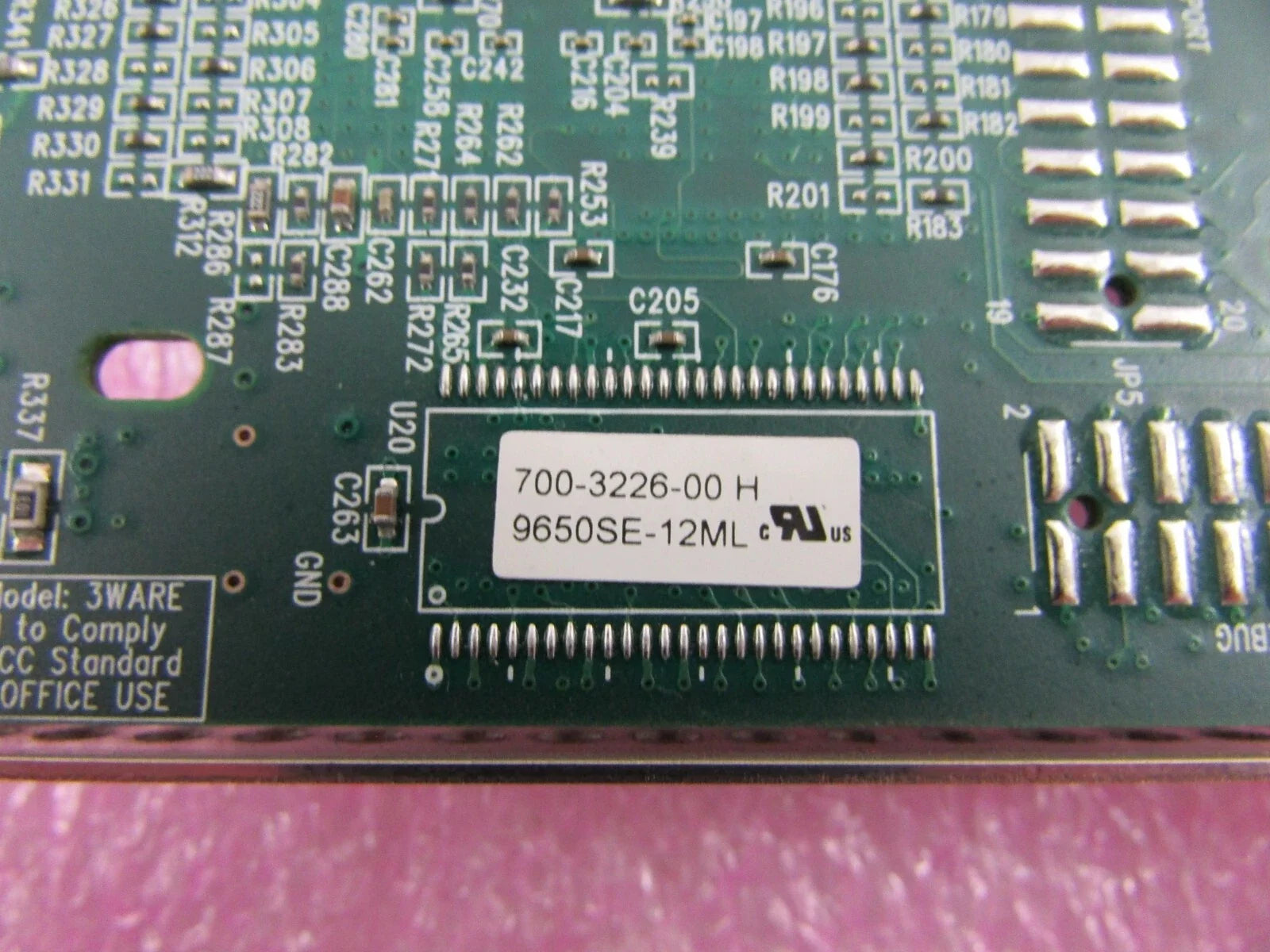 3ware 9650SE-12ML 12Port PCI Express x8 SATA II (3.0Gb/s) Controller Card including Both Brackets