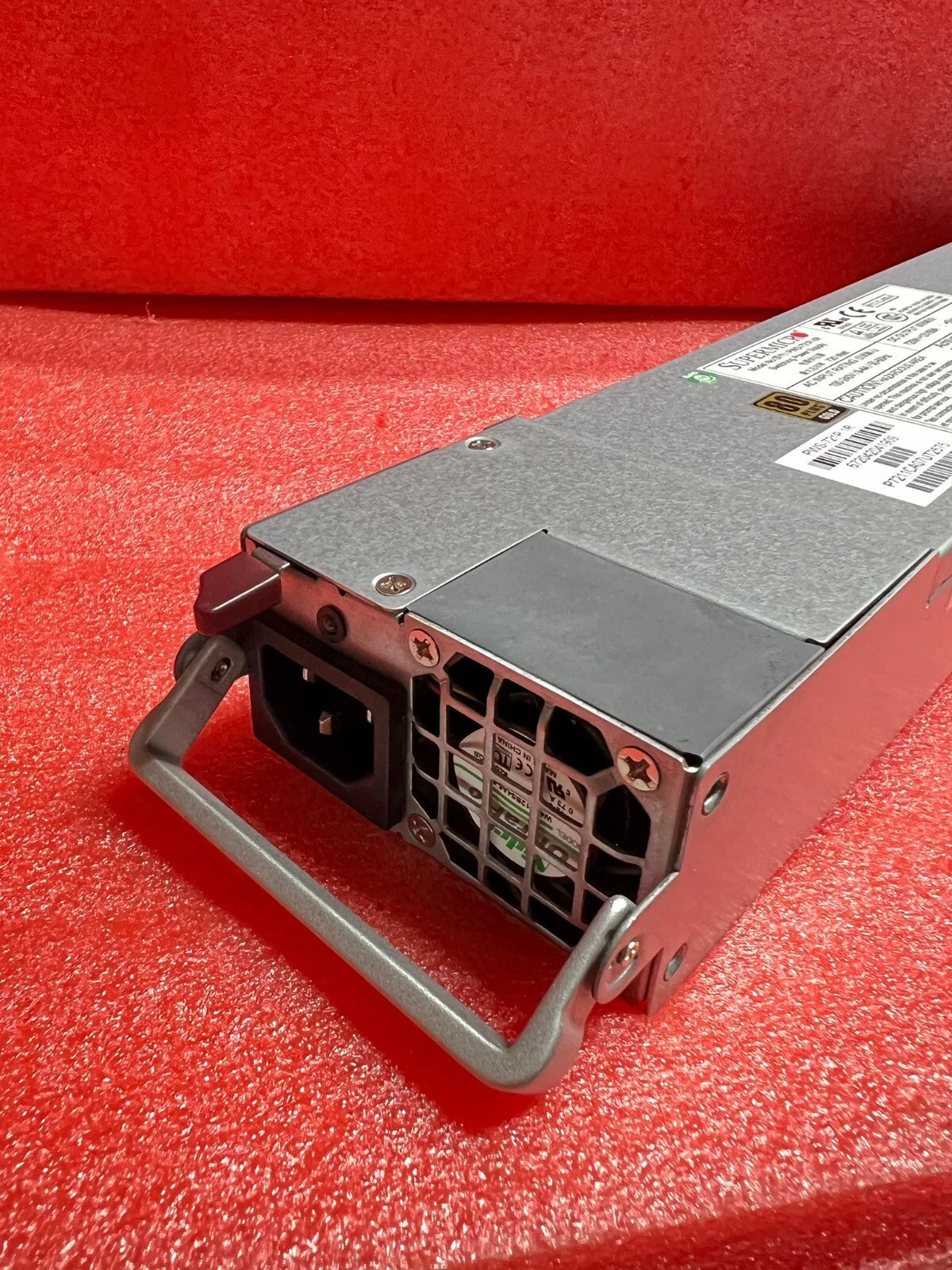 SuperMicro PWS-721P-1R 720 W Switching Power Supply 80+ Gold|405360520347