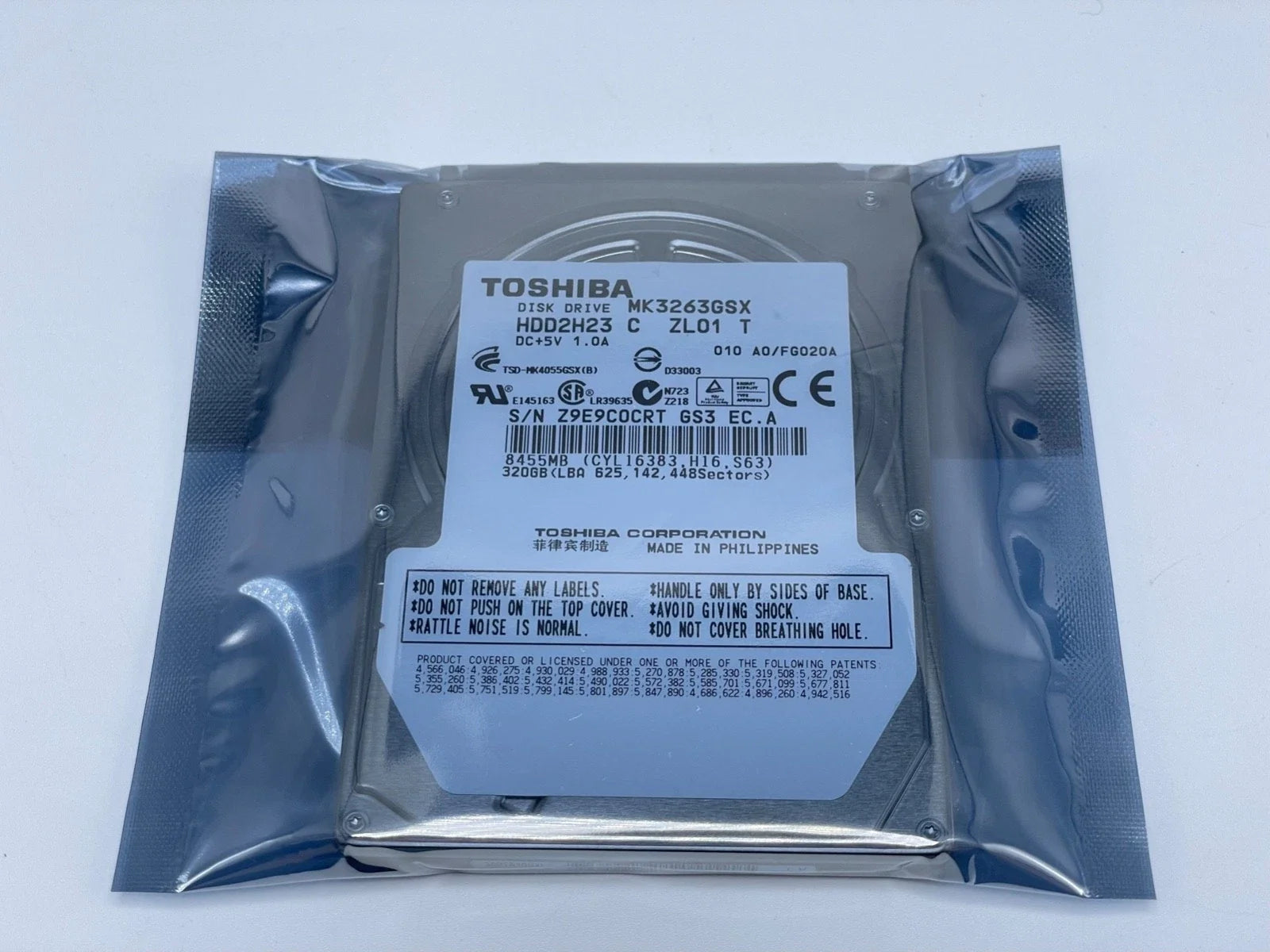 Toshiba 320GB 5400 RPM 8MB Cache 2.5" SATA 3.0Gb/s Internal Notebook Hard Drive - MK3263GSX