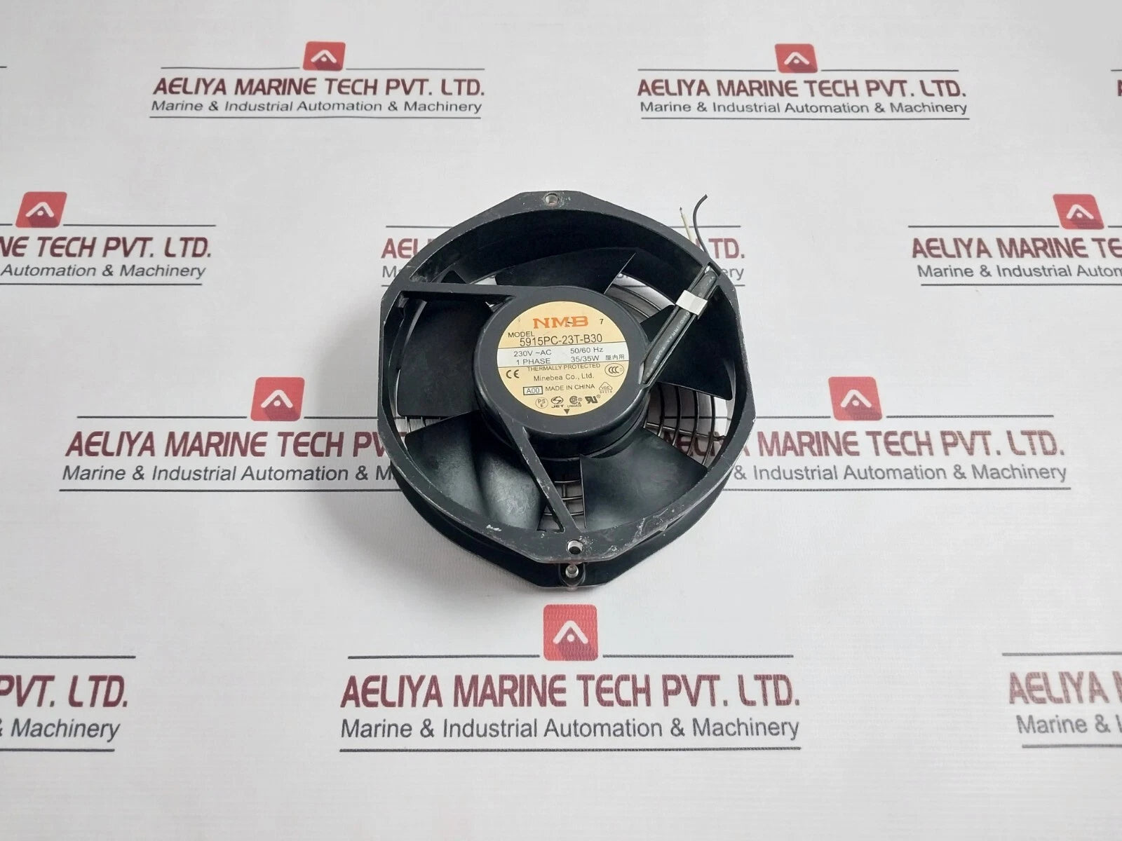 NMB 5915PC-23T-B30 AC Axial Fan 230VAC 50/60HZ 3.70/5.68W 230V 2700/3200R/MIN