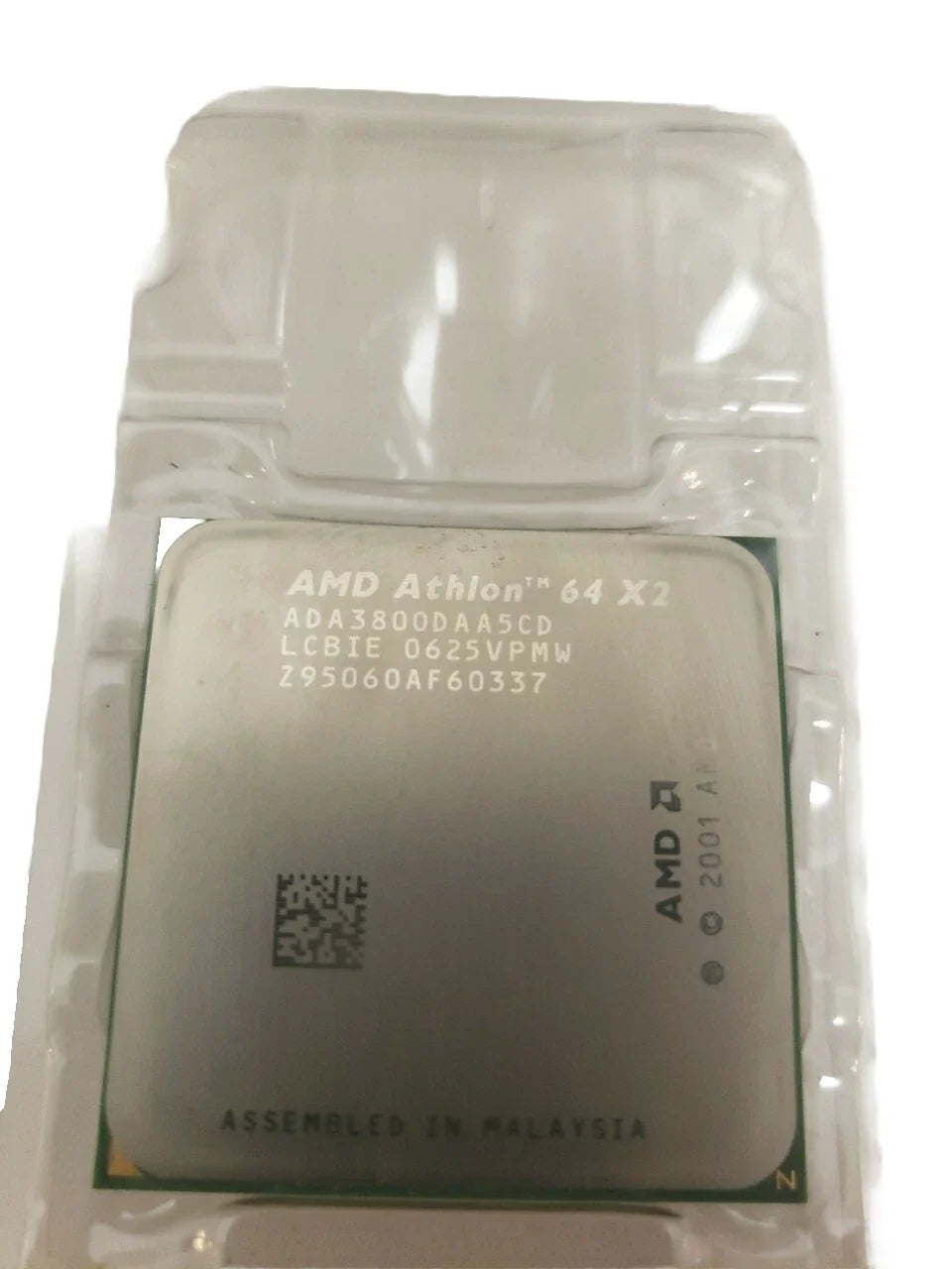 AMD Athlon 64 X2 3800+ Dual Core (Rev. E6) Socket 939 2.0GHz 2 x 512KB L2 Cache 90nm Desktop Processor