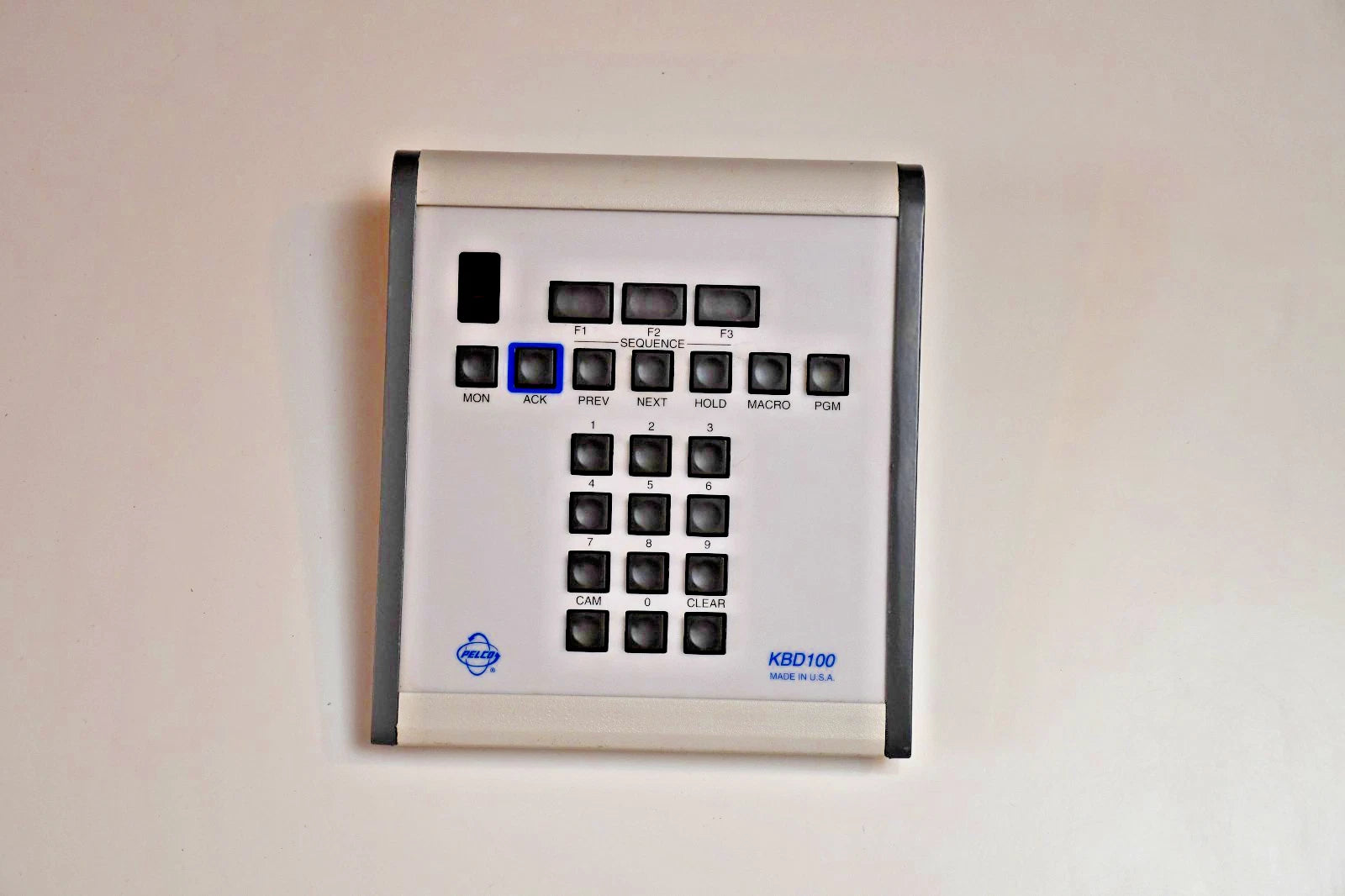 Pelco KBD100 CCTV Security Camera Keyboard Controller PTZ Matrix Control