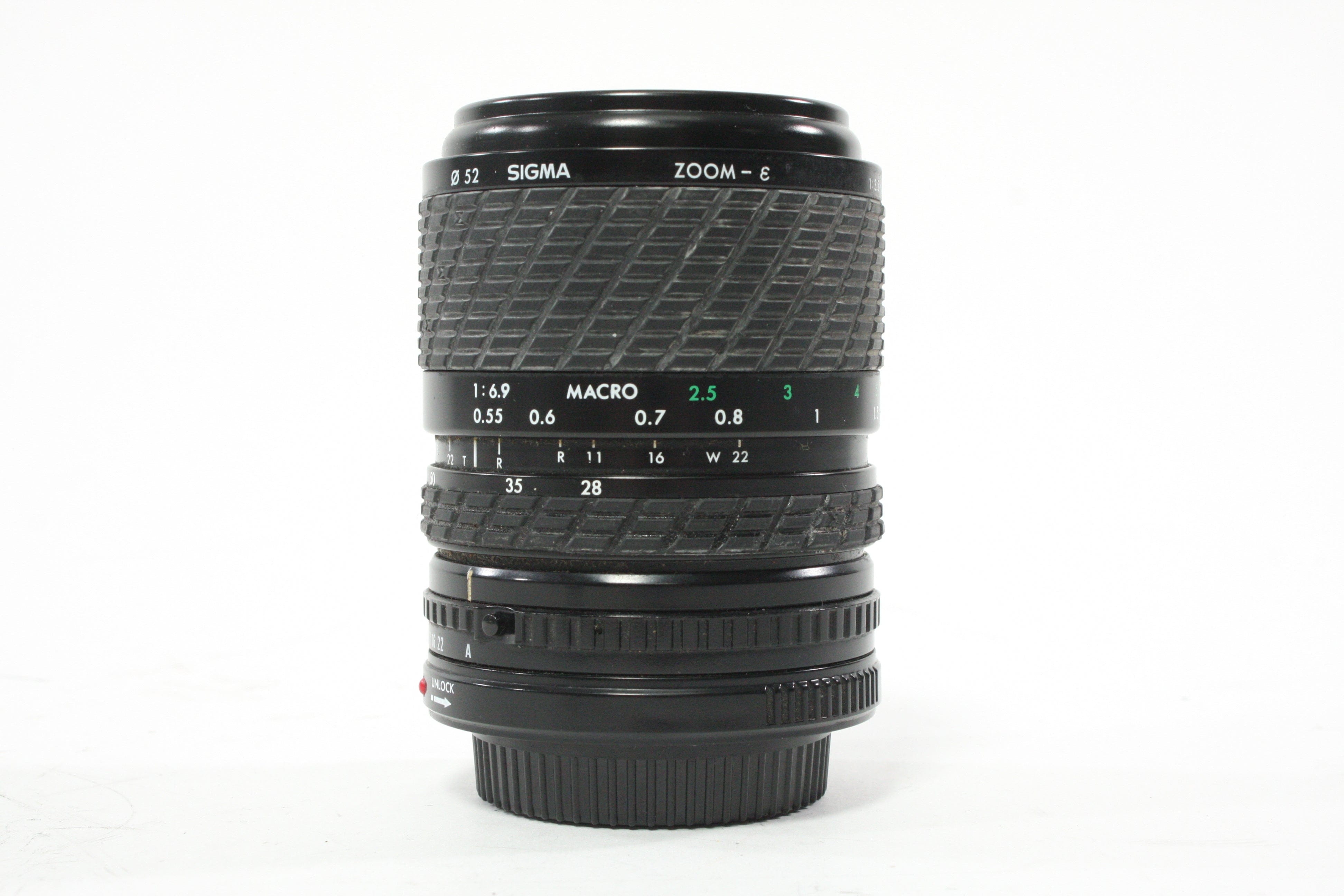 Sigma 28-70mm f/3.5-4.5 Lens for Canon FD Mount