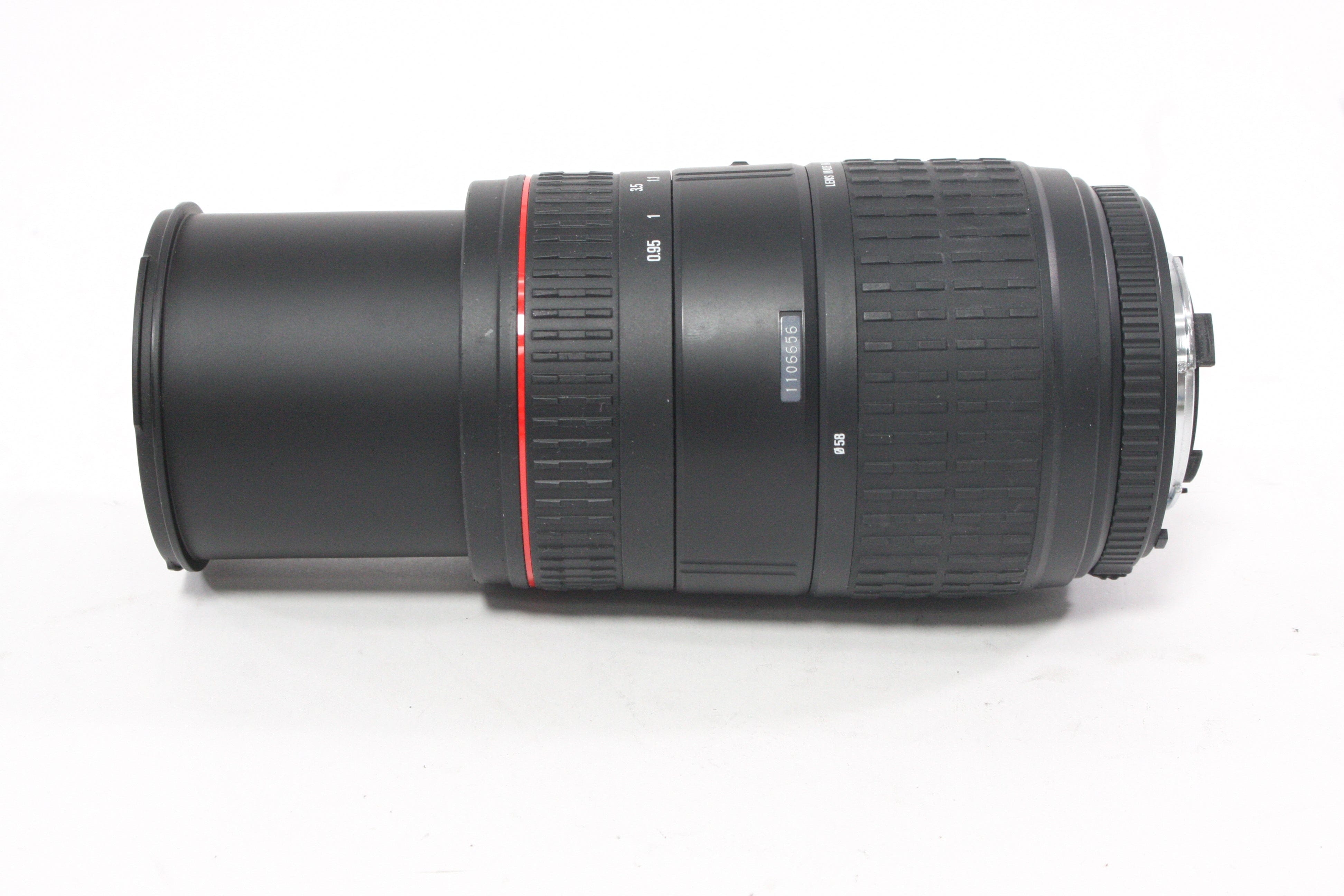 Sigma 70-300mm f/4-5.6 DL Macro Super Lens for Nikon AF Mount