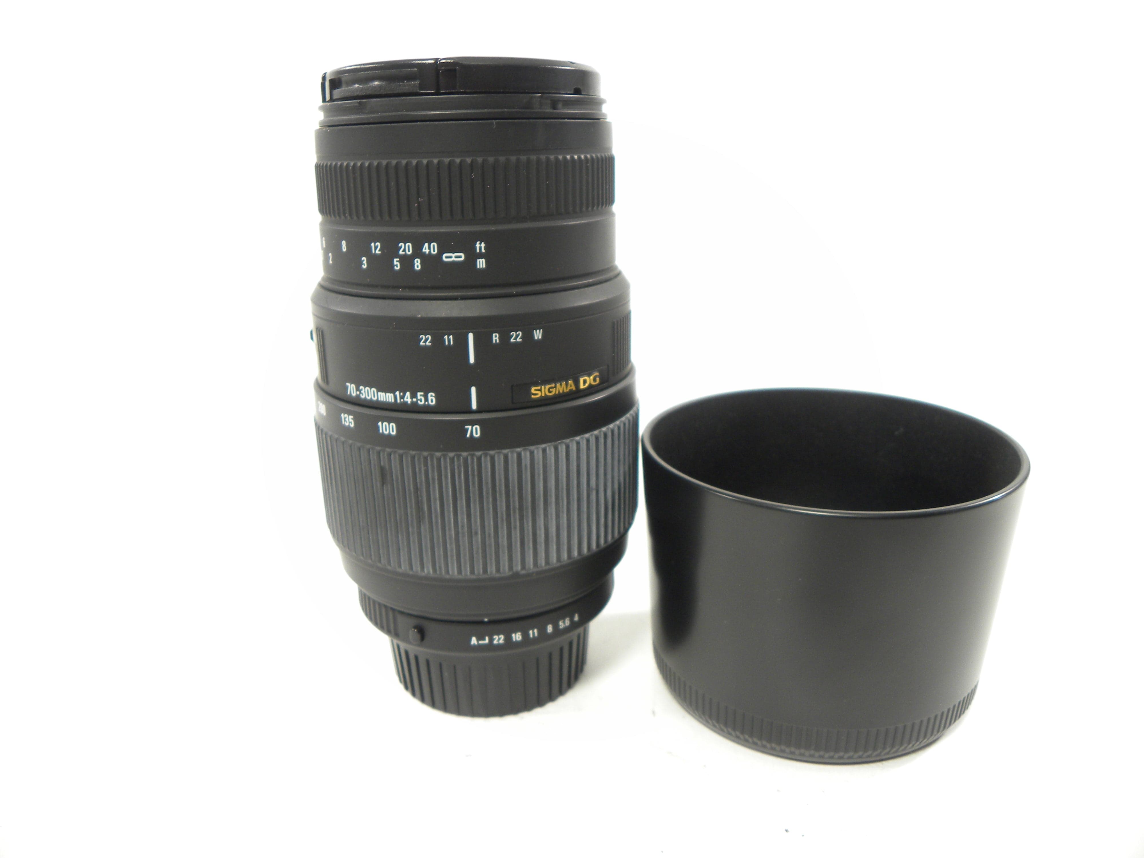 Sigma DG 70-300mm f4-5.6 K Mount