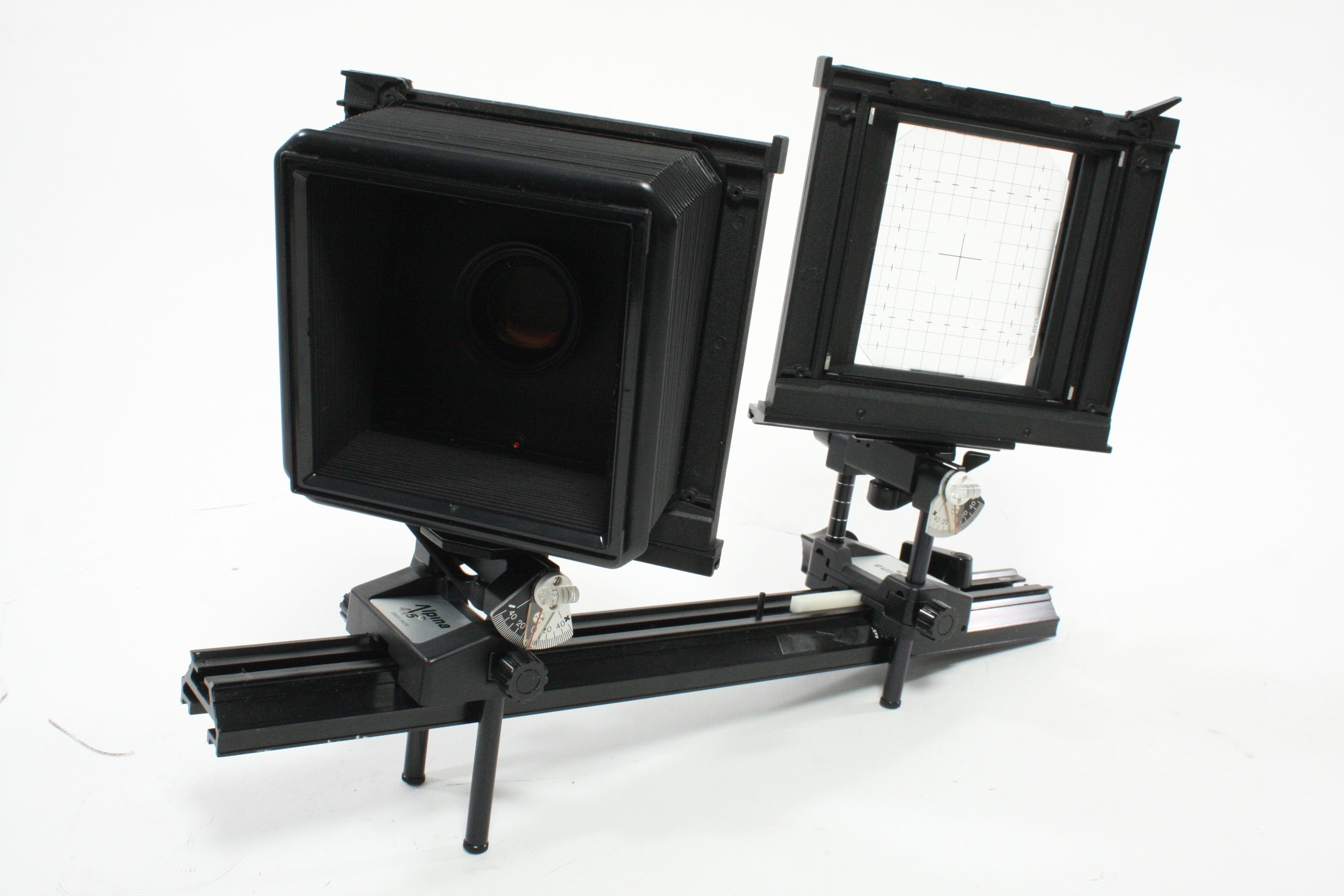 Sinar Alpina 4x5 with Schneider Symmar 210mm f/5.6 in Hard Case