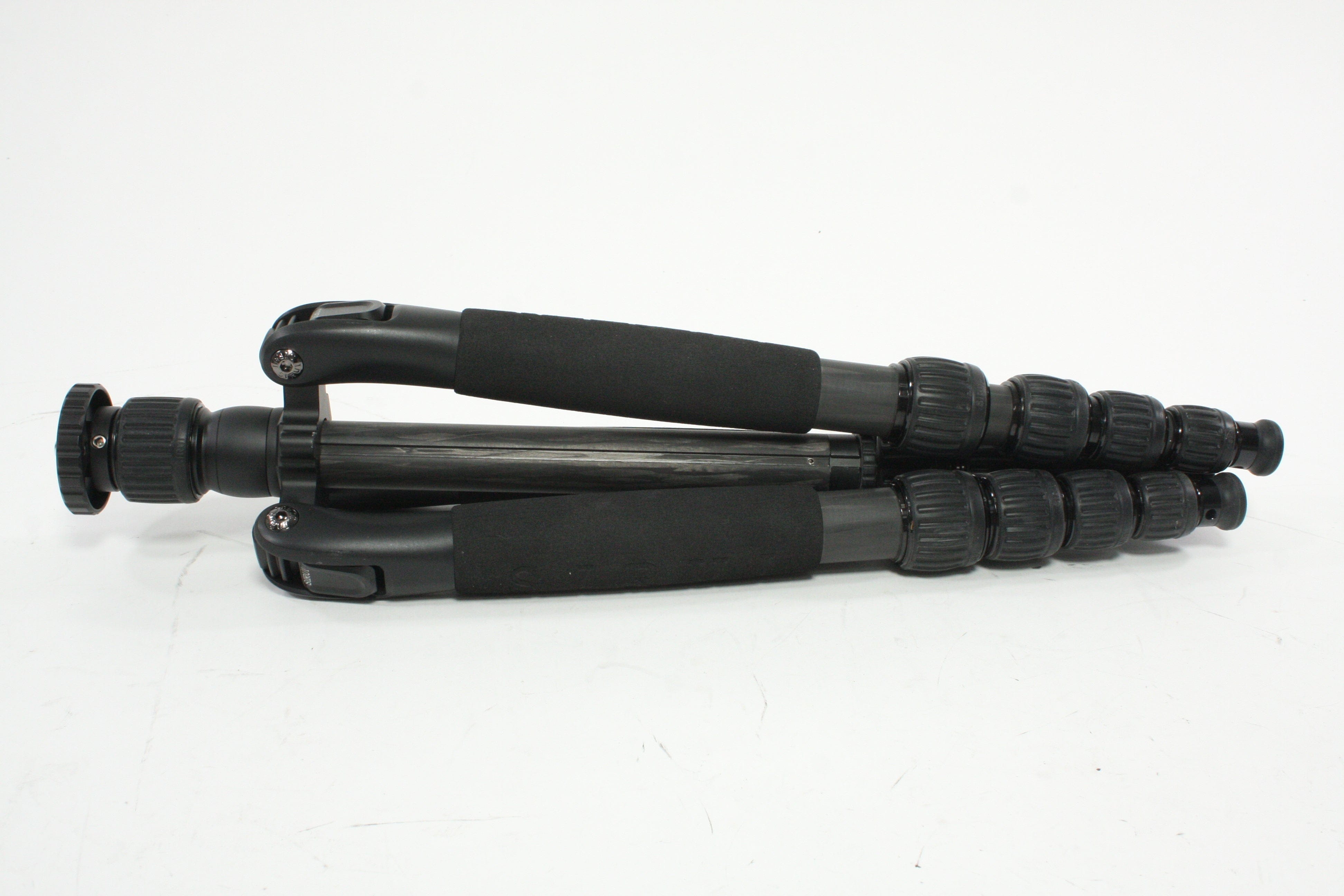 Sirui T-2205SK T-S Series Carbon Fiber Travel Tripod