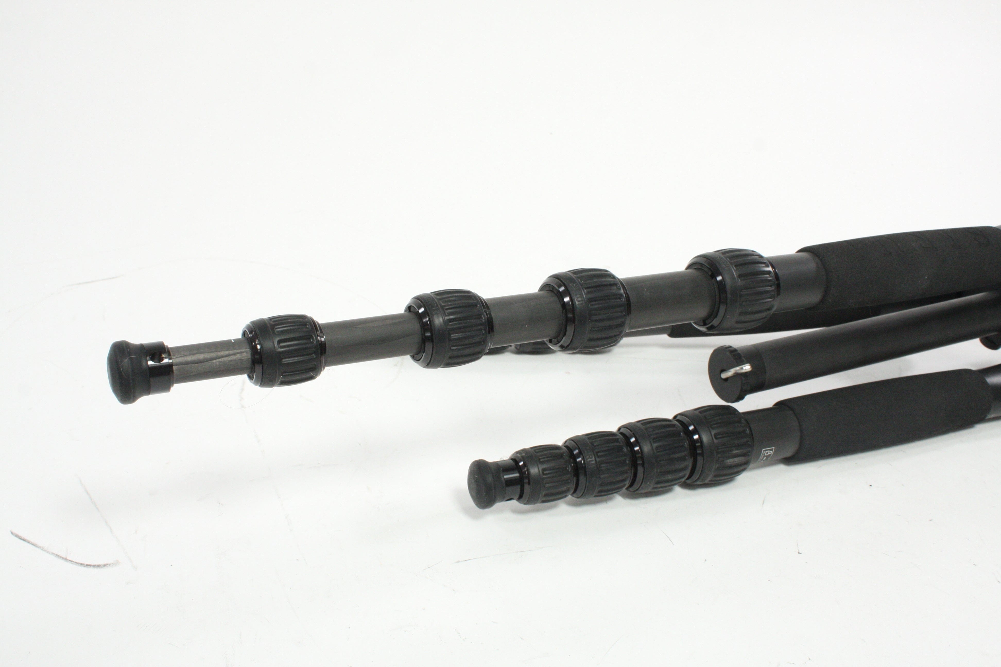 Sirui T-2205SK T-S Series Carbon Fiber Travel Tripod