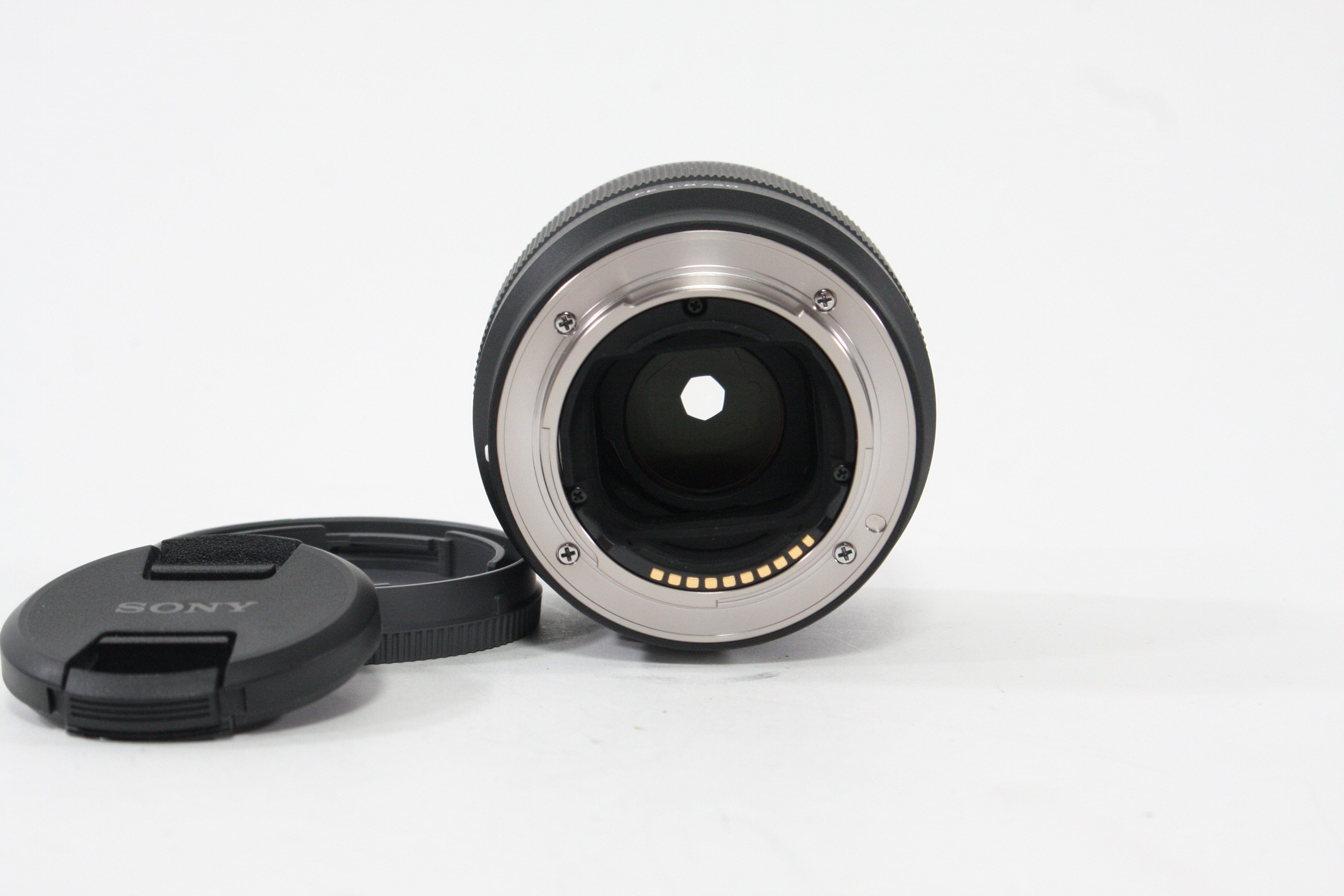Sony 50mm f/1.8 FE