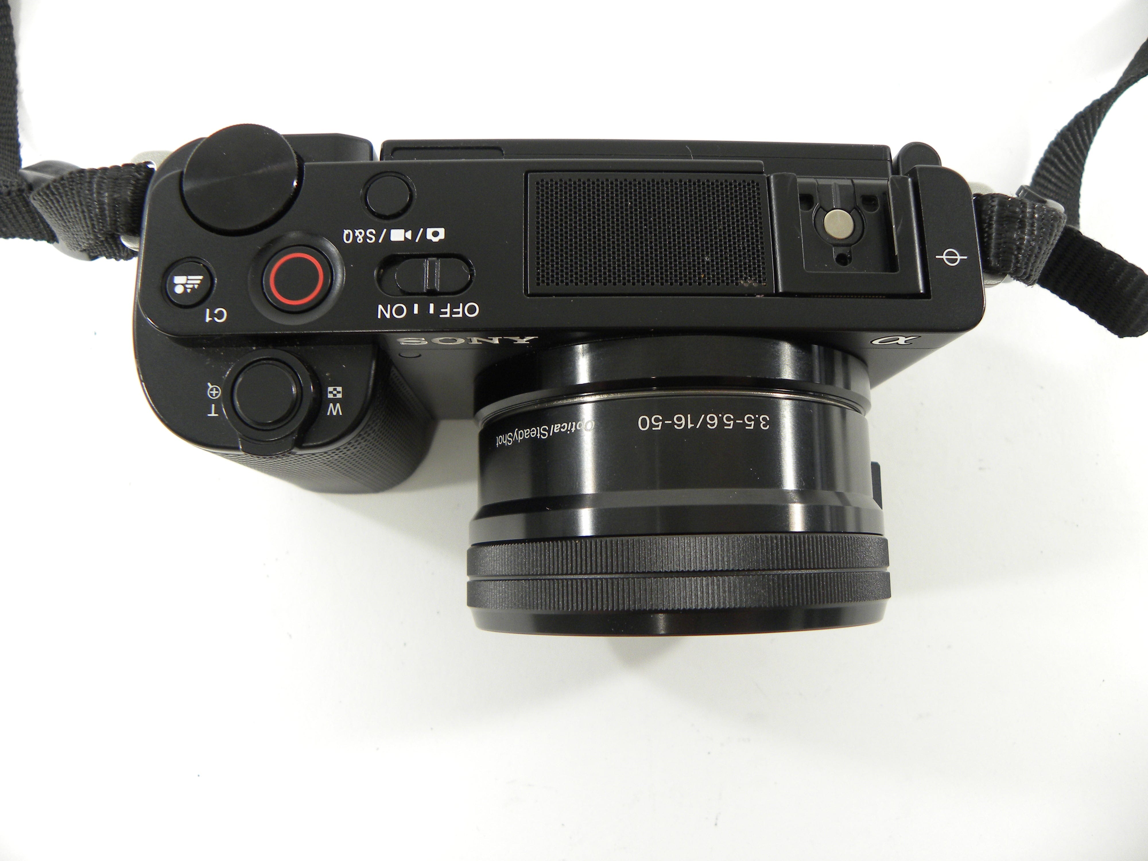 Sony a ZV-E10 25.0mp Digital Mirrorless w/E 16-50 PZ OSS Shutter Ct. 14,587