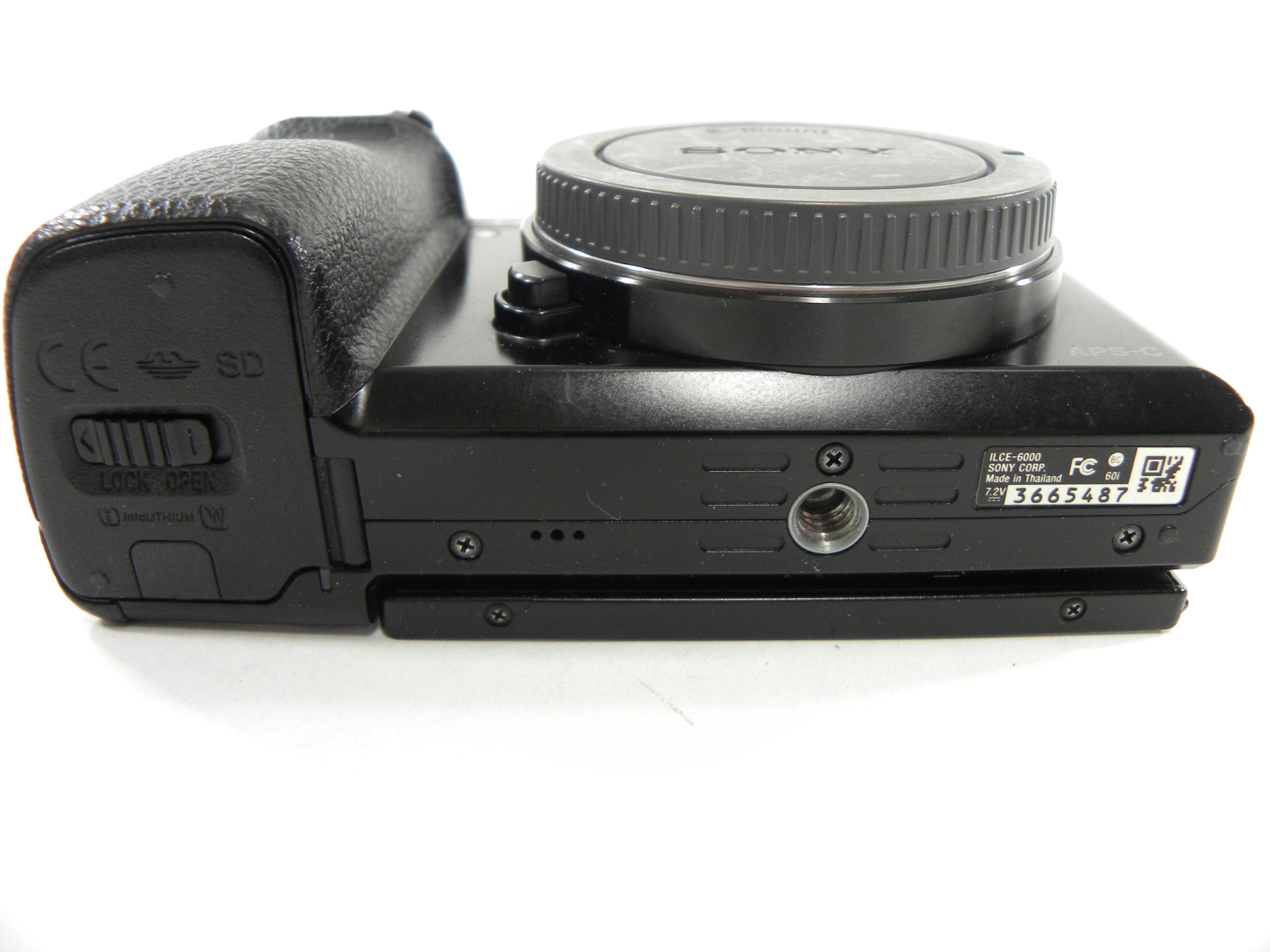 Sony a6000 24.3mp Digital Mirrorless E Mount Body Only Shutter Ct. 36,285