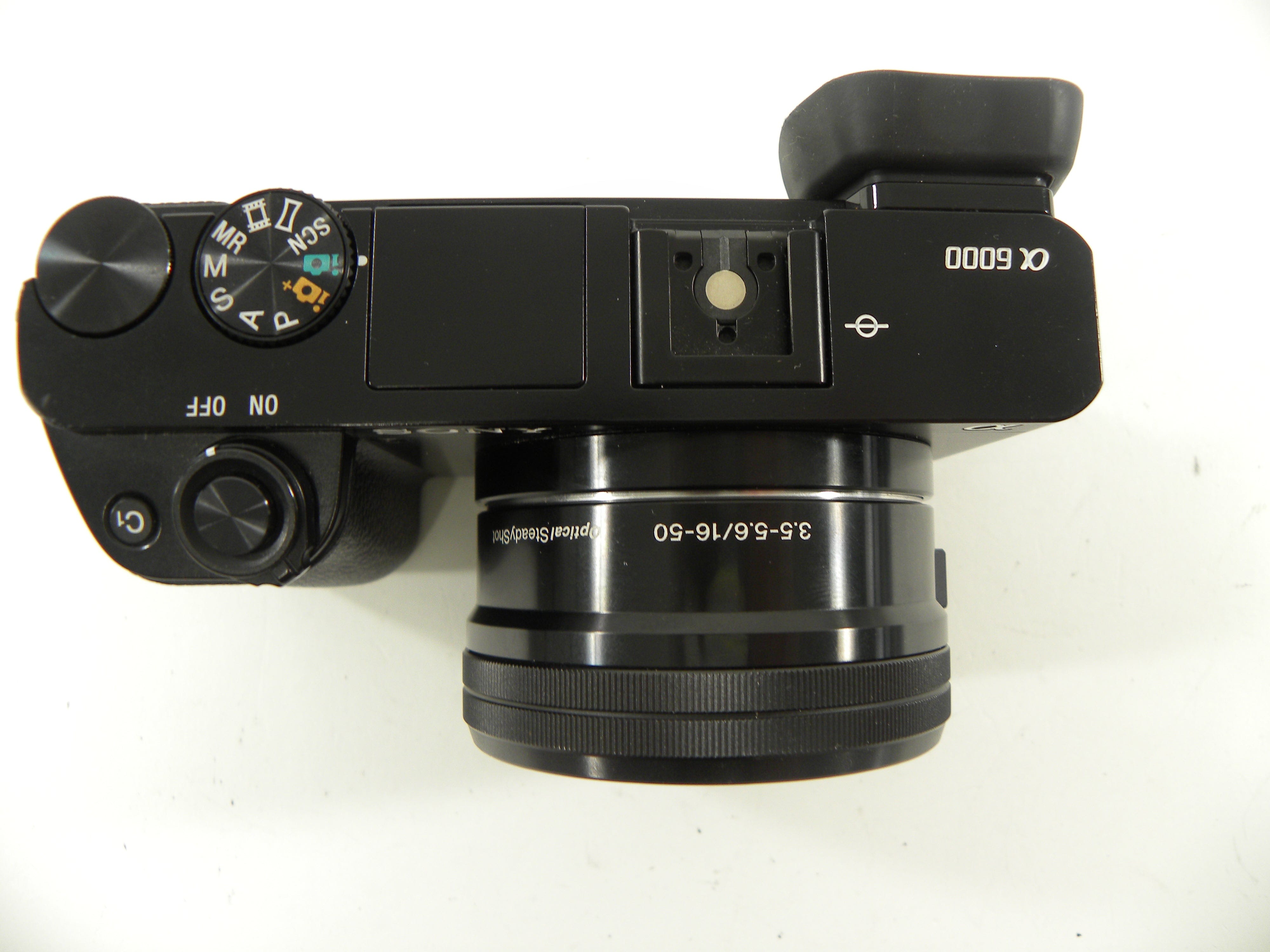 Sony a6000 24.3mp Mirrorless Digital w/16-50 PZ OSS Shutter Ct. 6,031