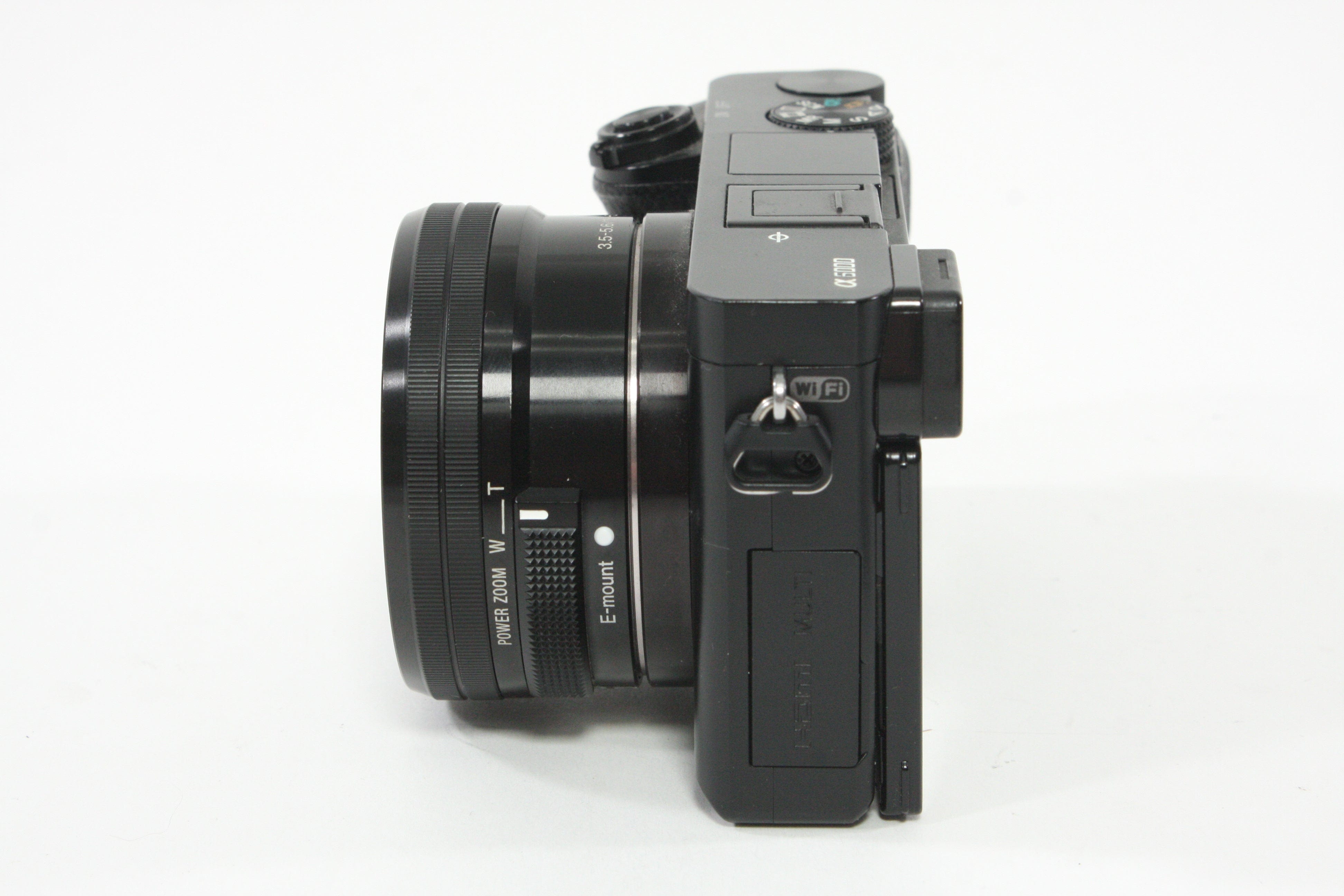 Sony a6000 w/16-60mm F3.5-5.6 Lens + SmallRig Cage and Battery Grip - Shutter Count 7307