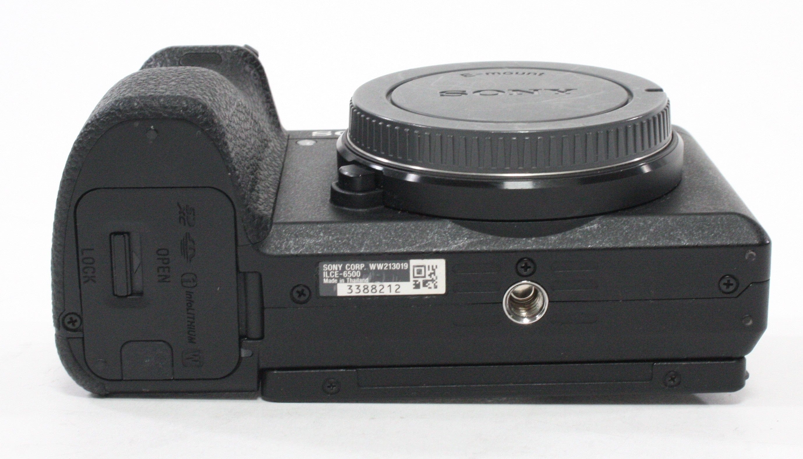 Sony a6500 Digital Camera Shutter Count ONLY 1,401 (incl dummy battery)
