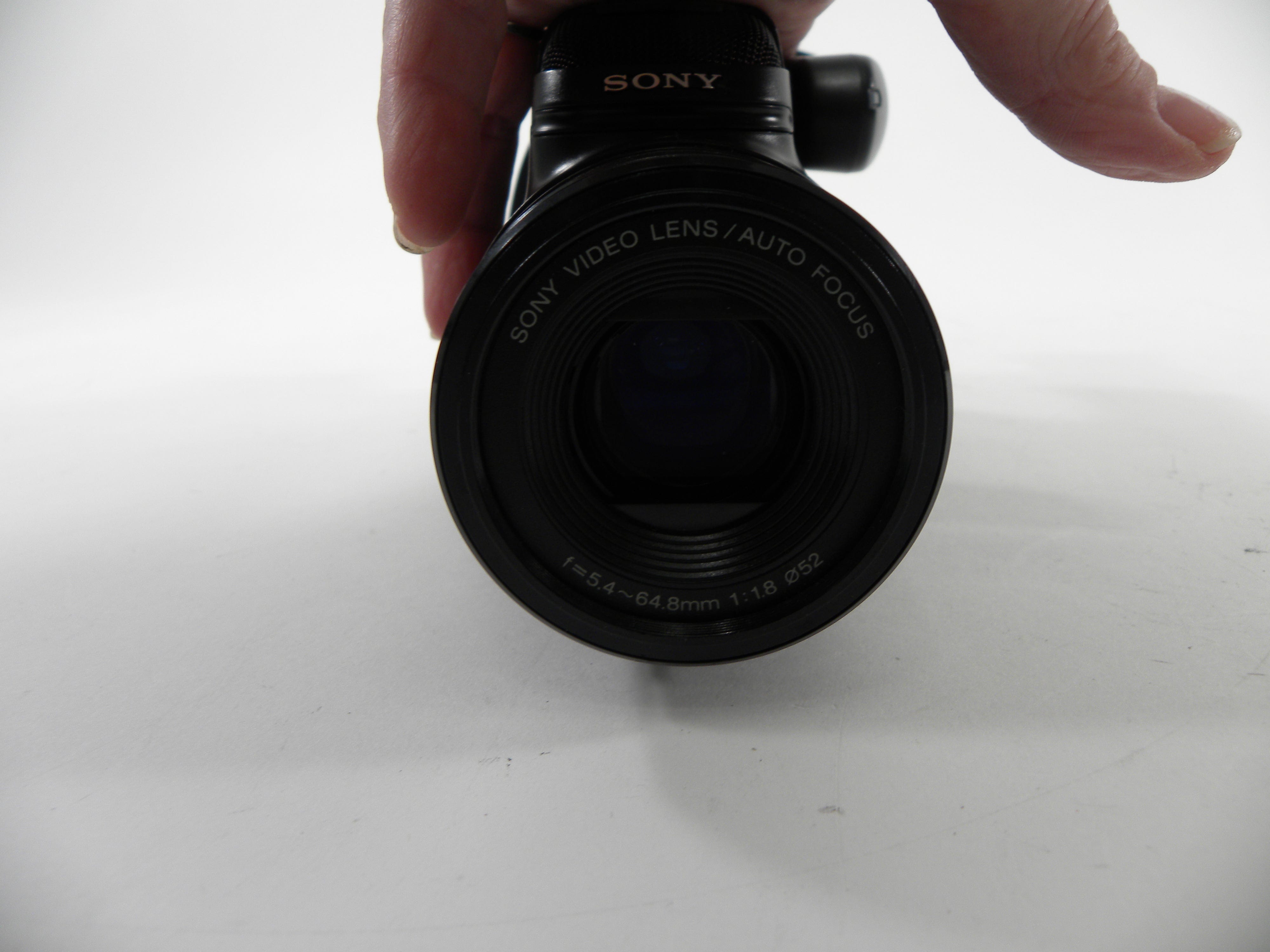 Sony CCD-FX435 Video 8 Handycam Camcorder