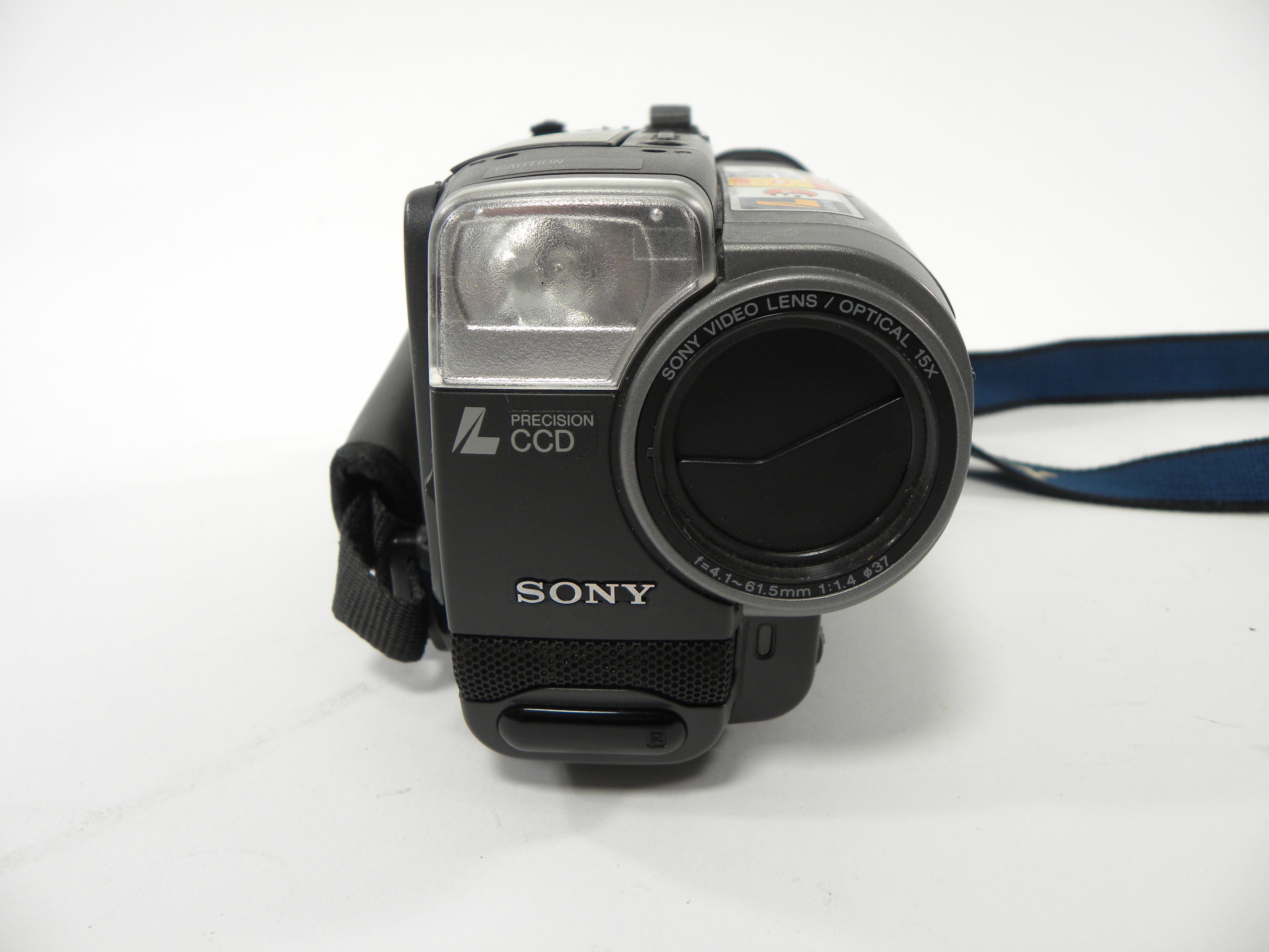 Sony CCD-TR96 Video 8 Handycam Camcorder
