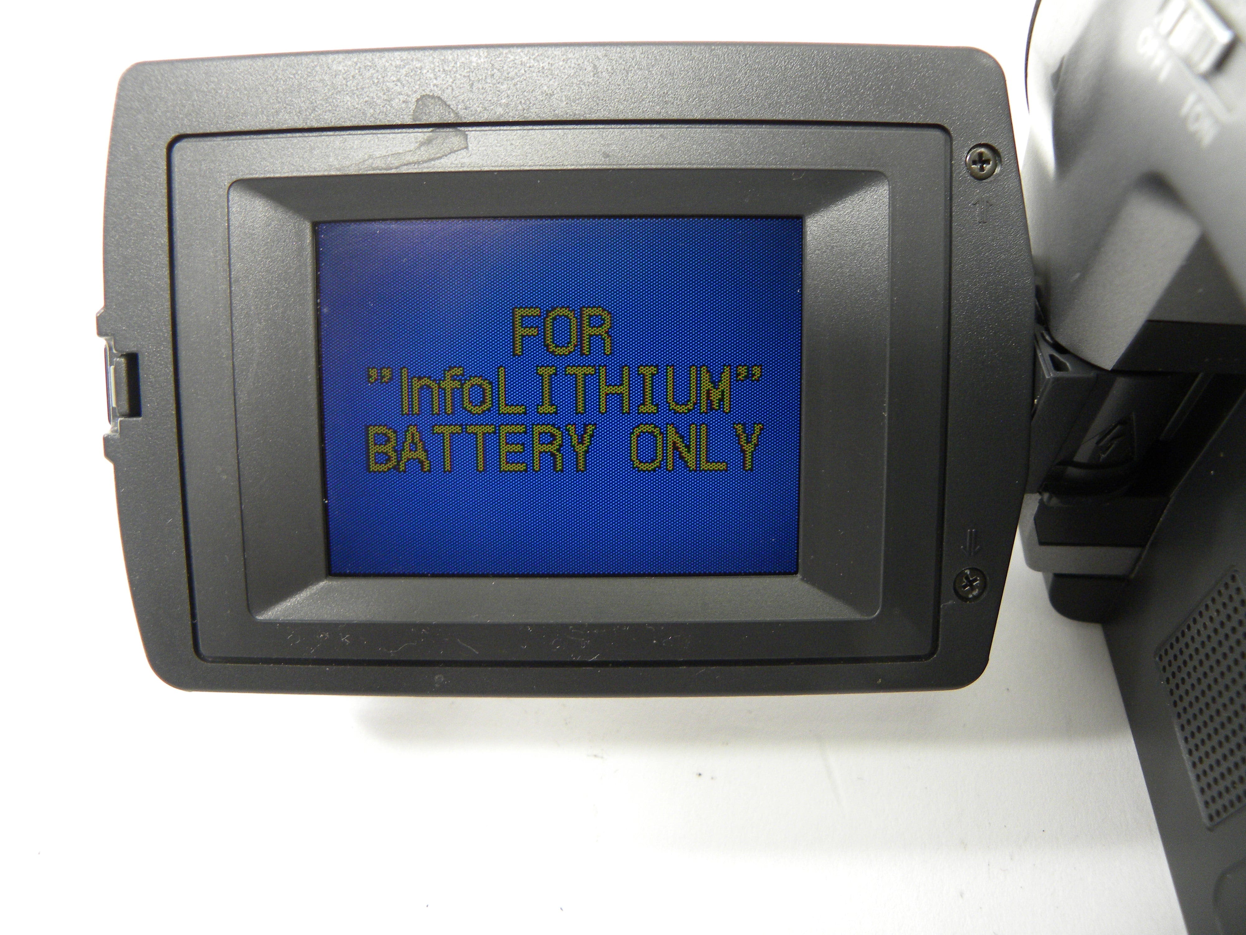 Sony CCD-TRV58 Hi8 Handycam Camcorder