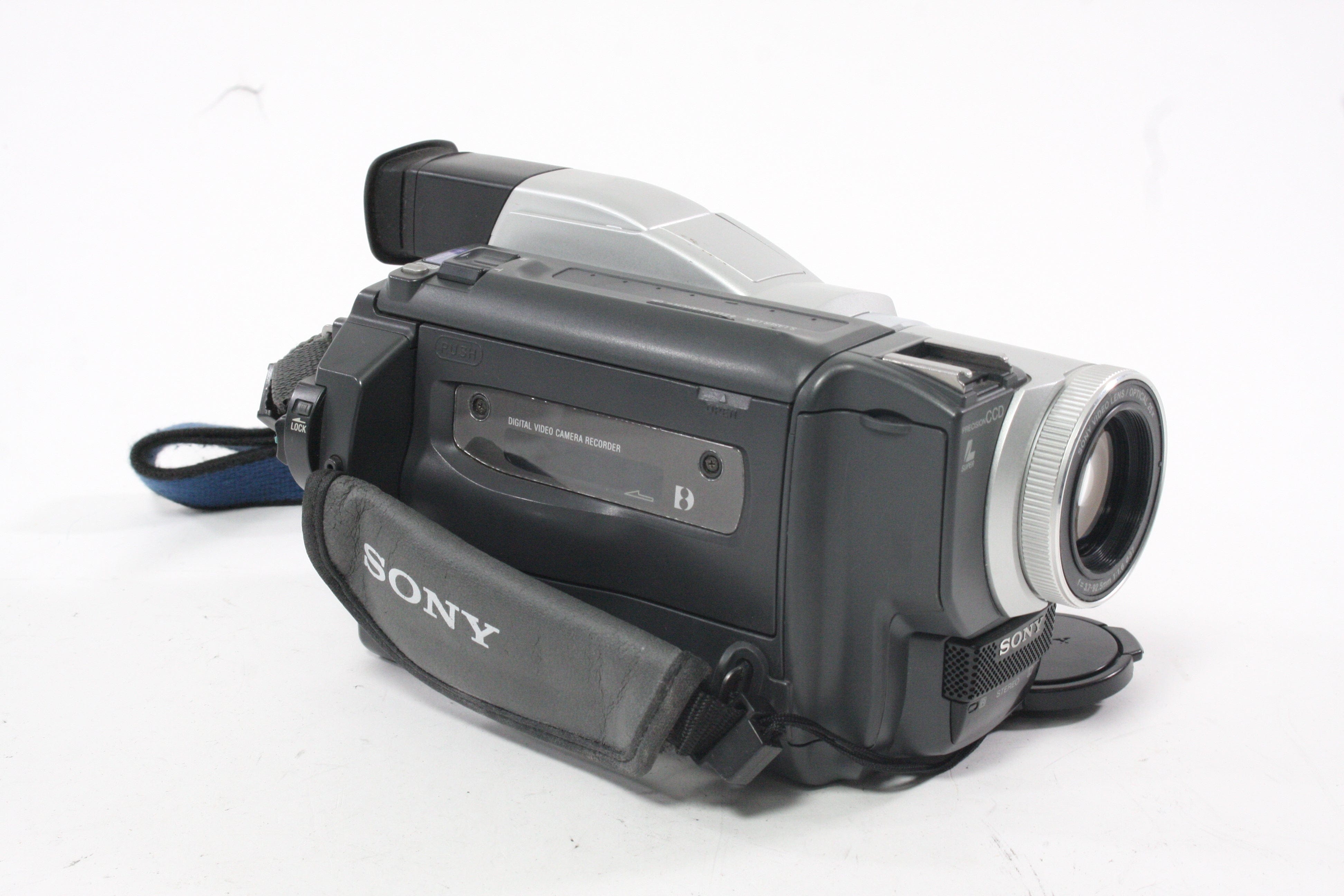 Sony DCR-TRV720 Digital 8 Camcorder
