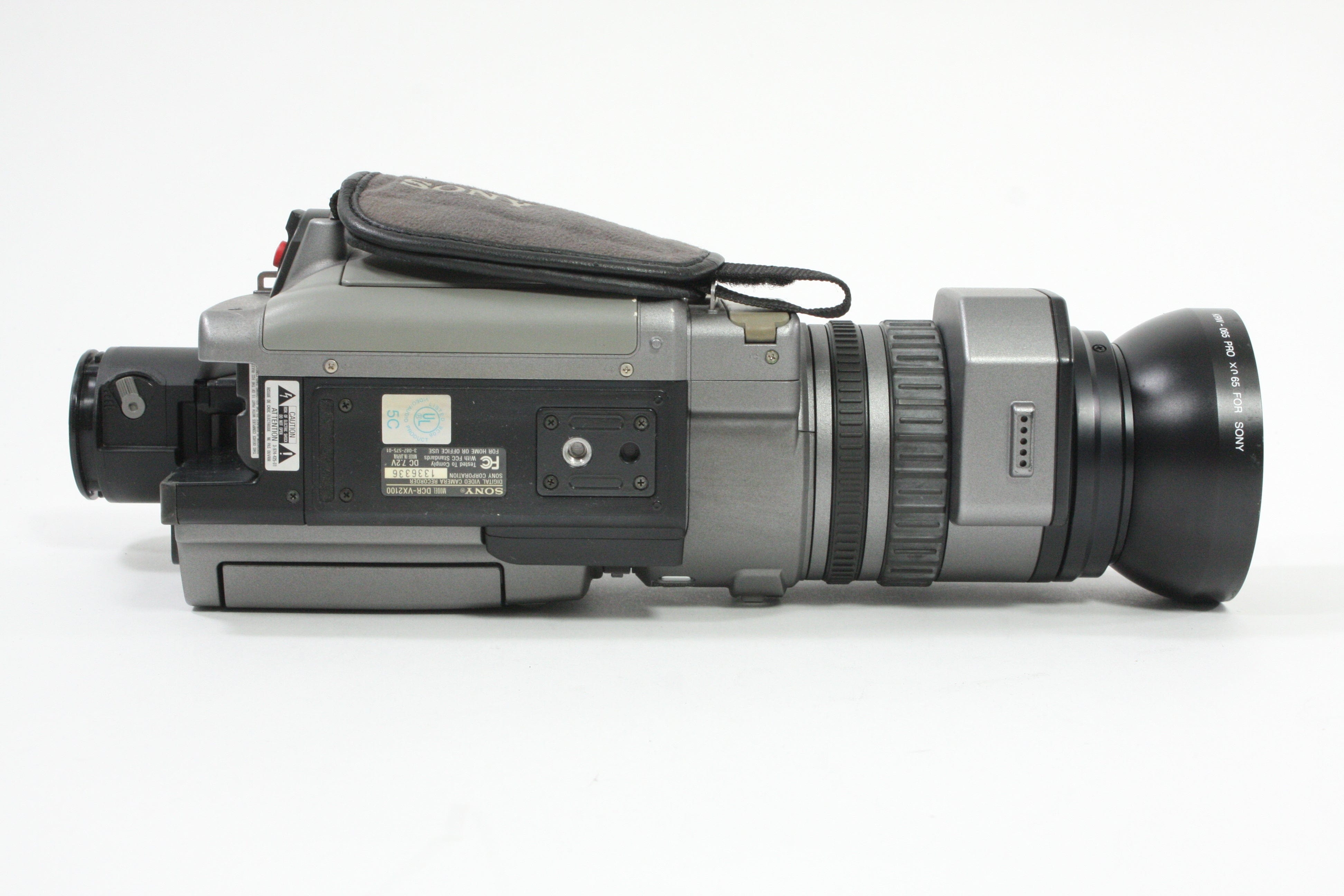 Sony DCR-VX2100 Mini DV Camcorder with x0.65 Wide Angle Lens
