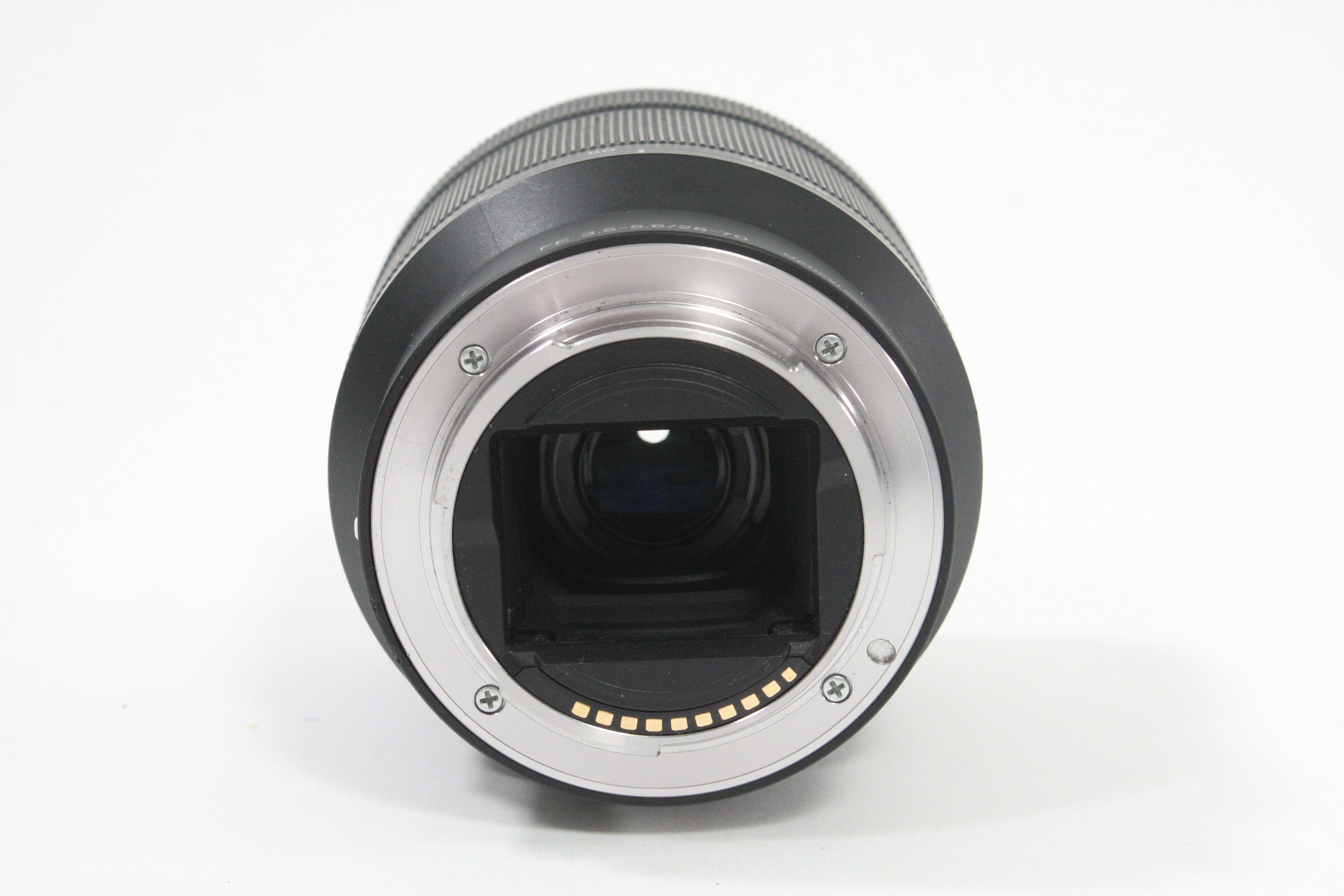 Sony FE 28-70mm F/3.5-5.6 OSS - Selling for PARTS ONLY - NO RETURNS