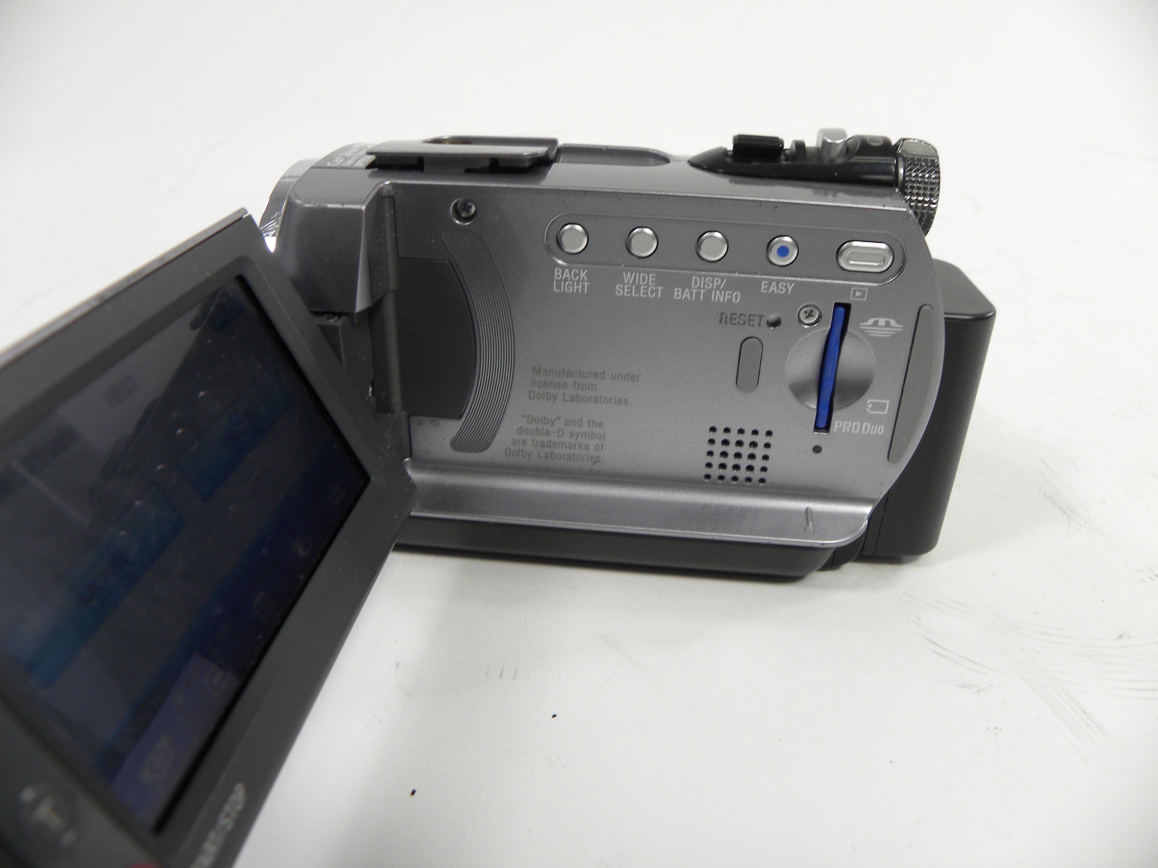 Sony HDD DCR-SR82 Wide LCD Handycam Camcorder