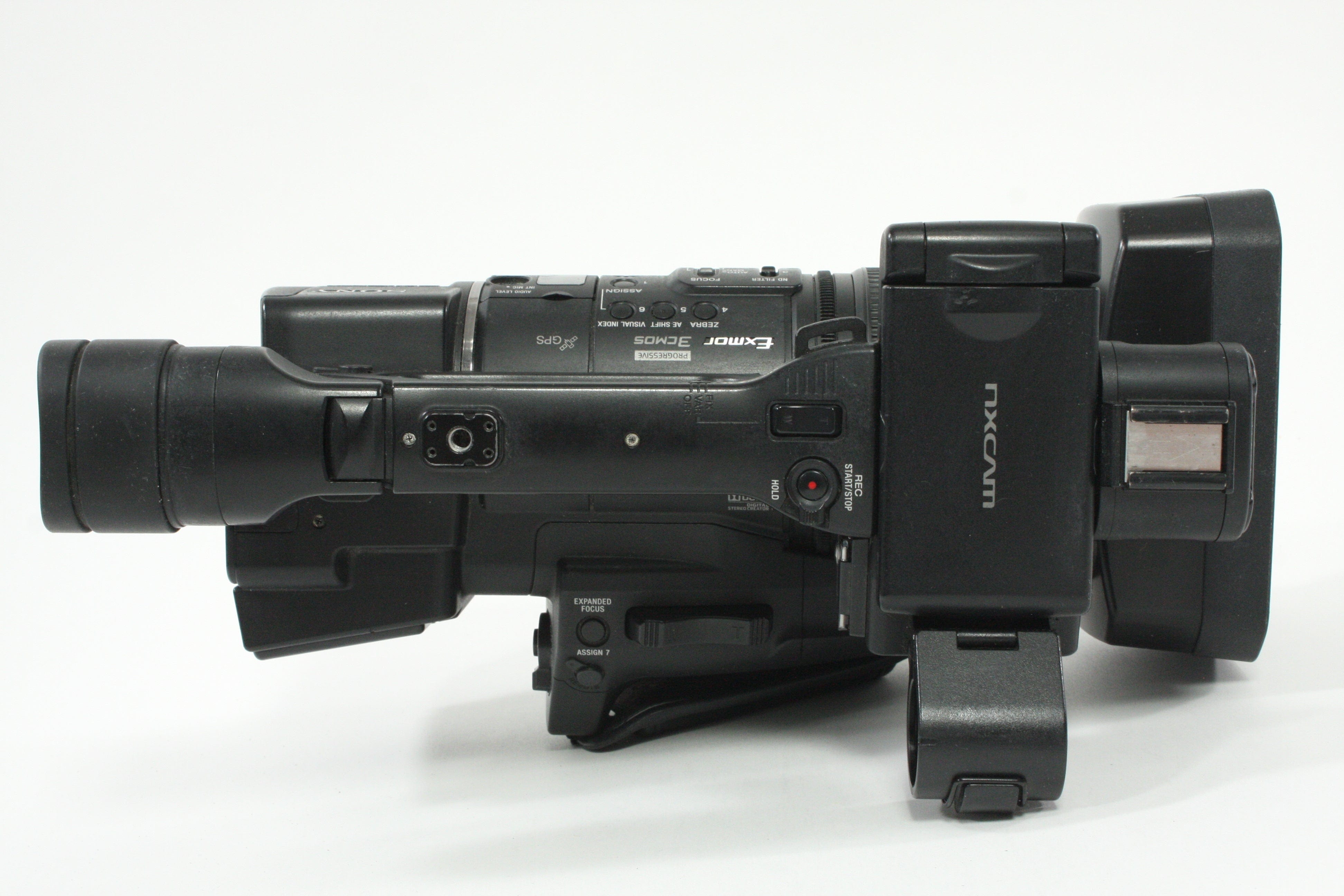 Sony HXR-NX5U NXCAM Professional Camcorder - 550 hours usage - Selling as-is.