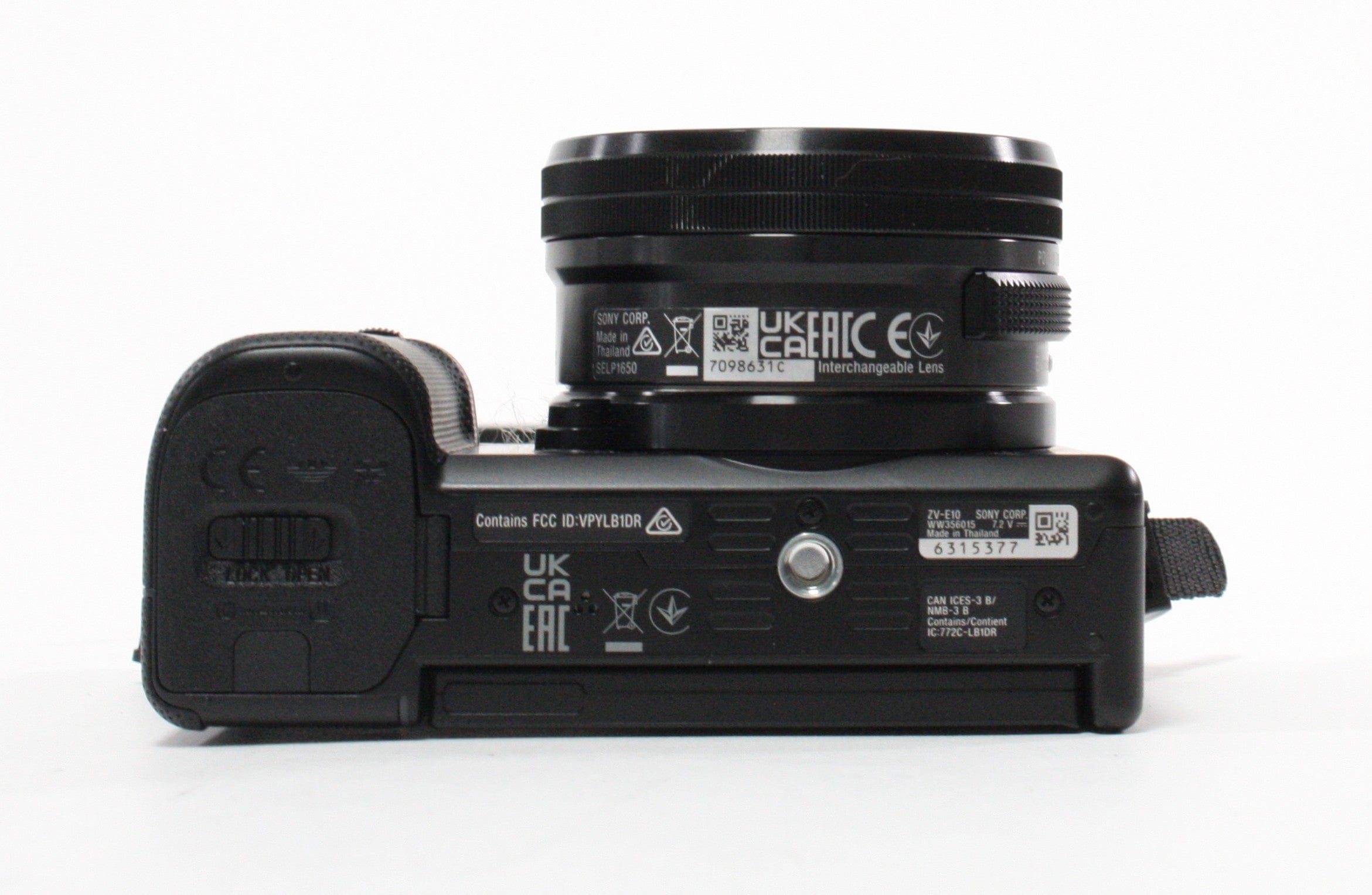 Sony ZV-E 10 with 16-50mm f/3.5-5.6 PZ OSS with Shutter Count 147