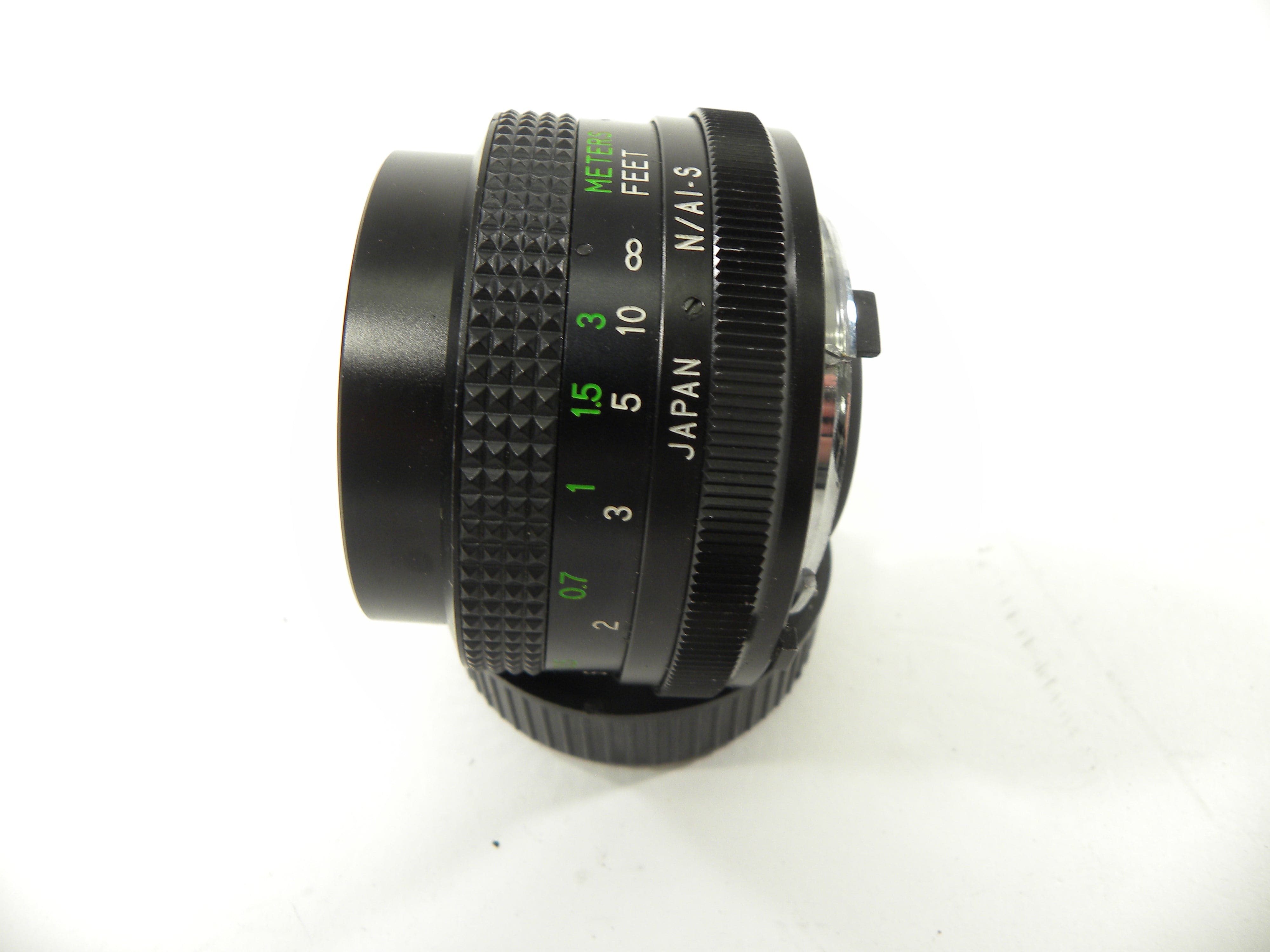 Vivitar SMS MC Close Focus Wide Angle 28mm f2.8 Nikon F Mount