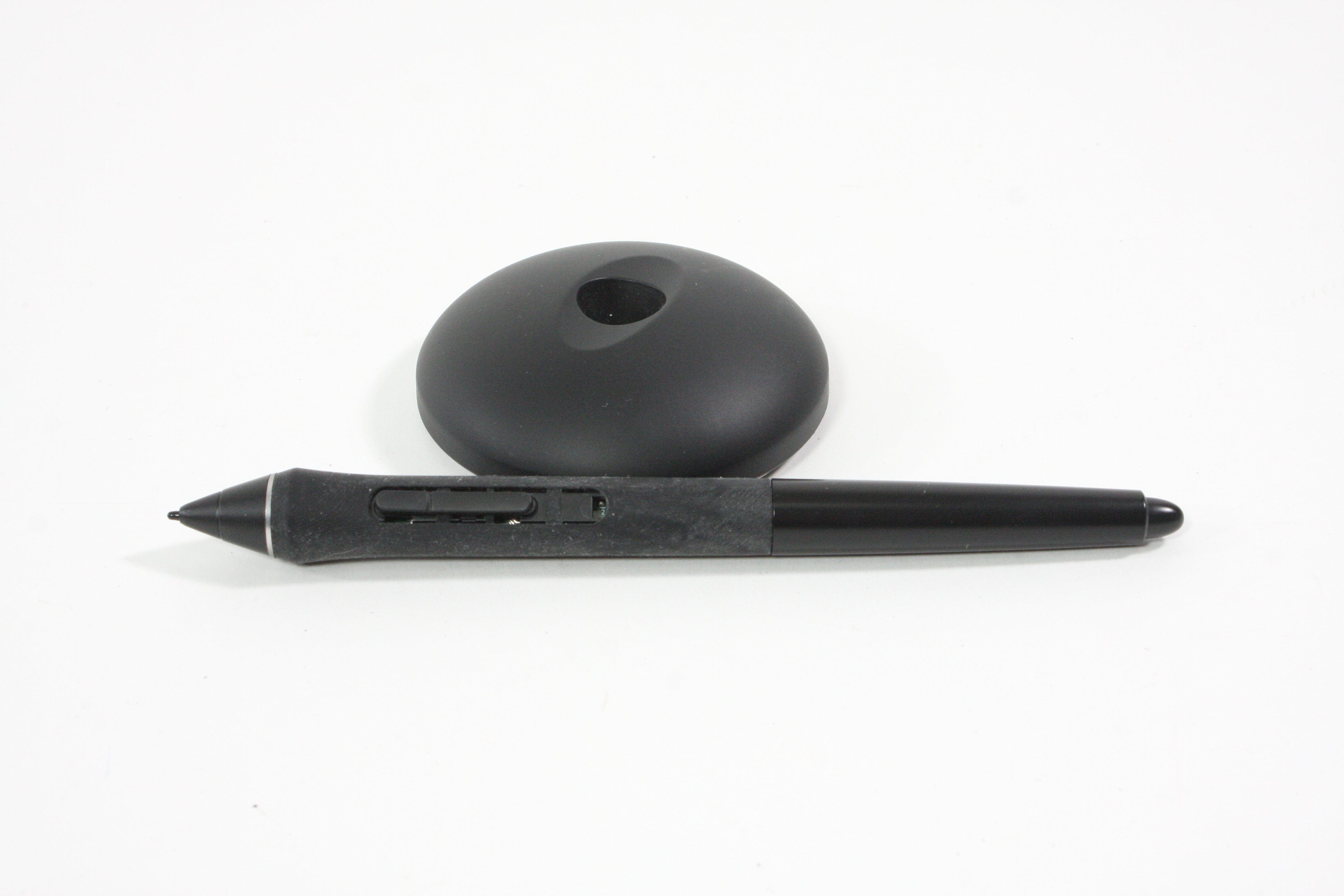 Wacom Intuos Pro PTH-660 with Pen and Dock