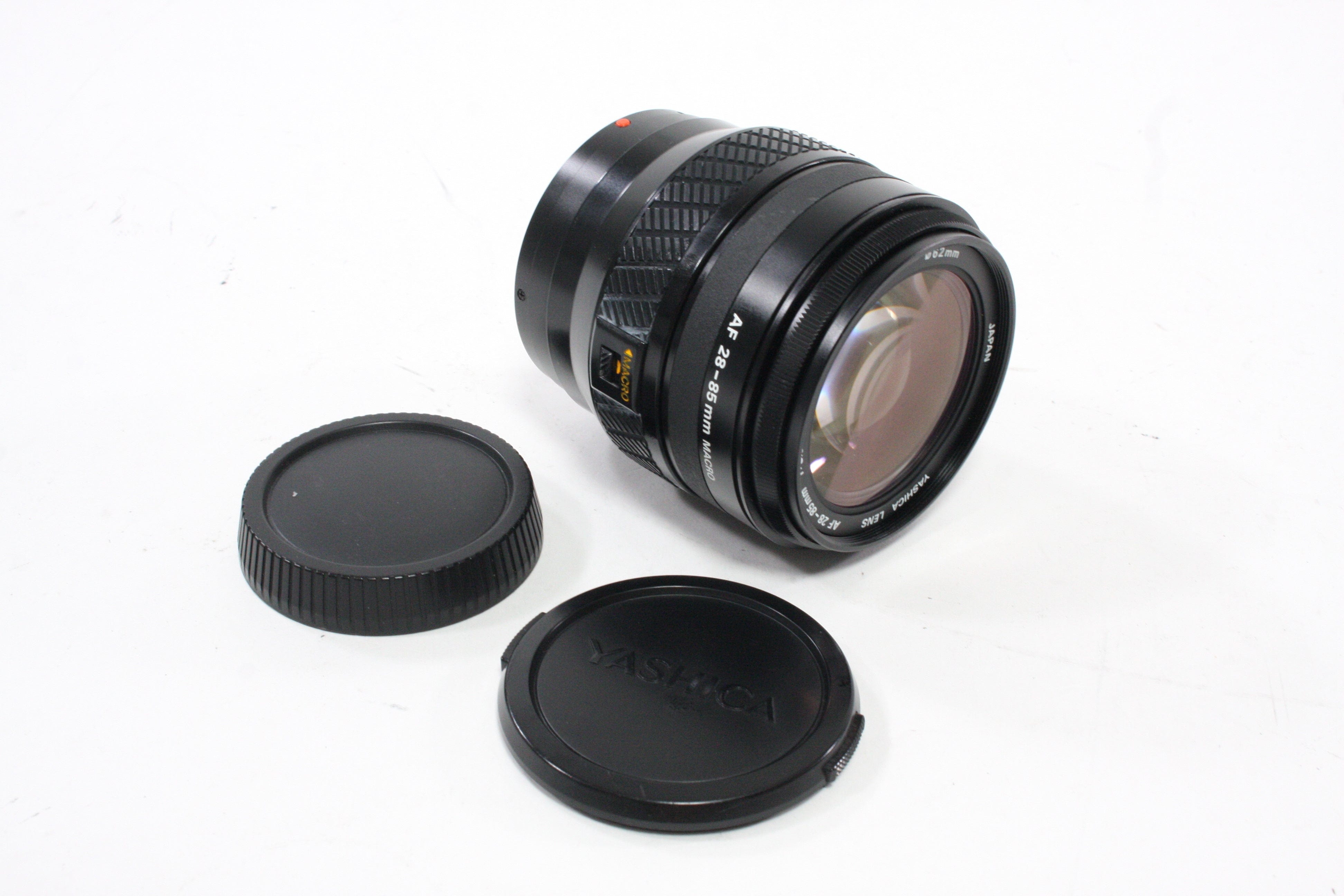 Yashica 25-85mm f/3.5-4.5 AF Macro Lens for Contax/Yashica Mount