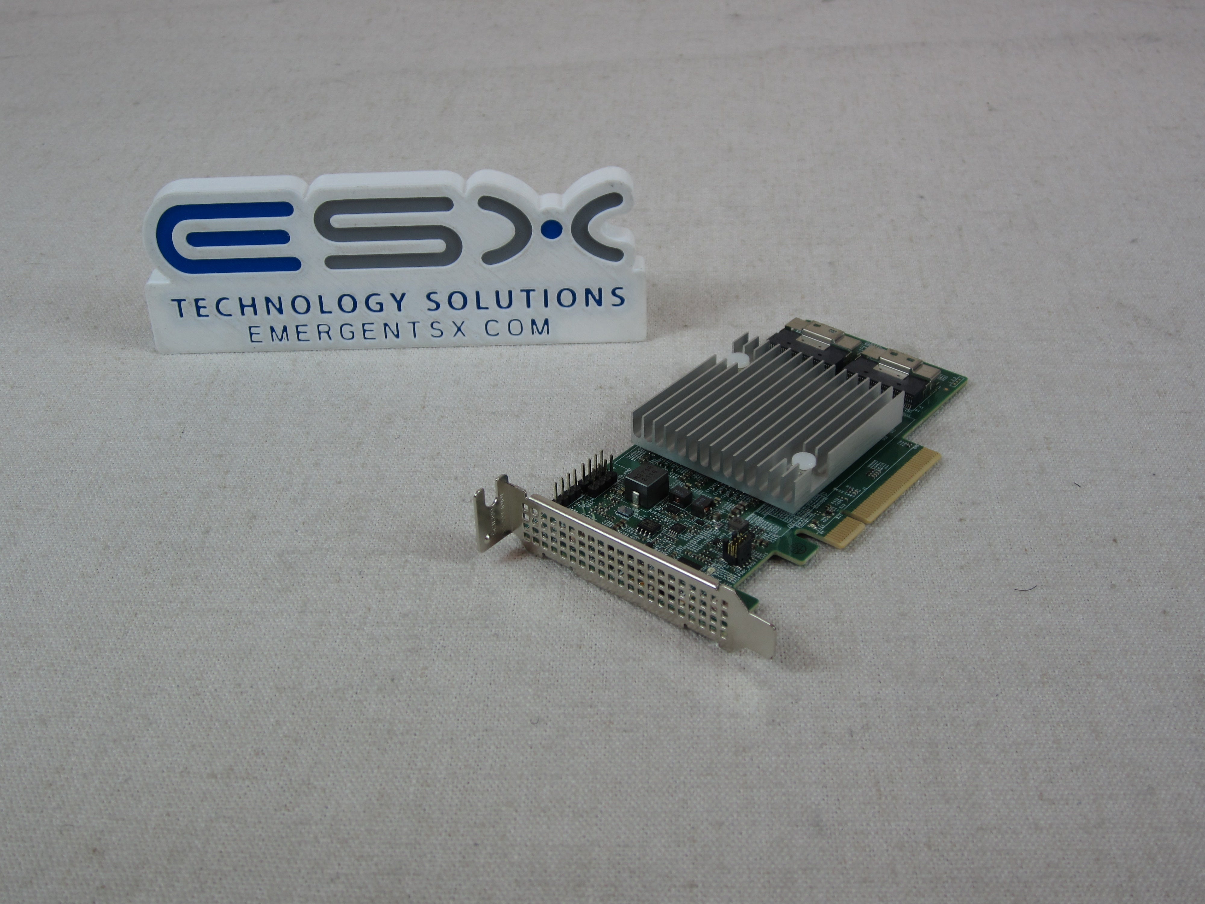 Nutanix AOC-S3816L-L16IT-NI22 Broadcom 3816 12G SAS 16 Int Port RAID Controller
