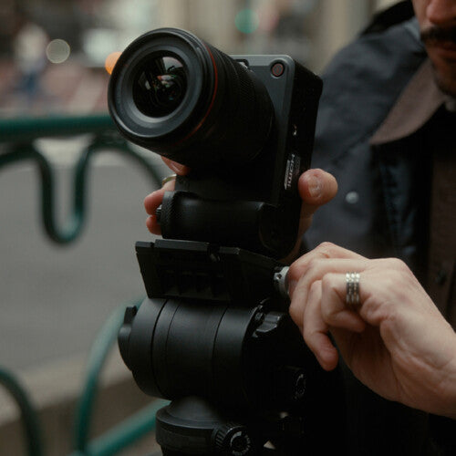 Canon EOS R6 V Mirrorless Camera 32.5MP | 7K @ 60FPS