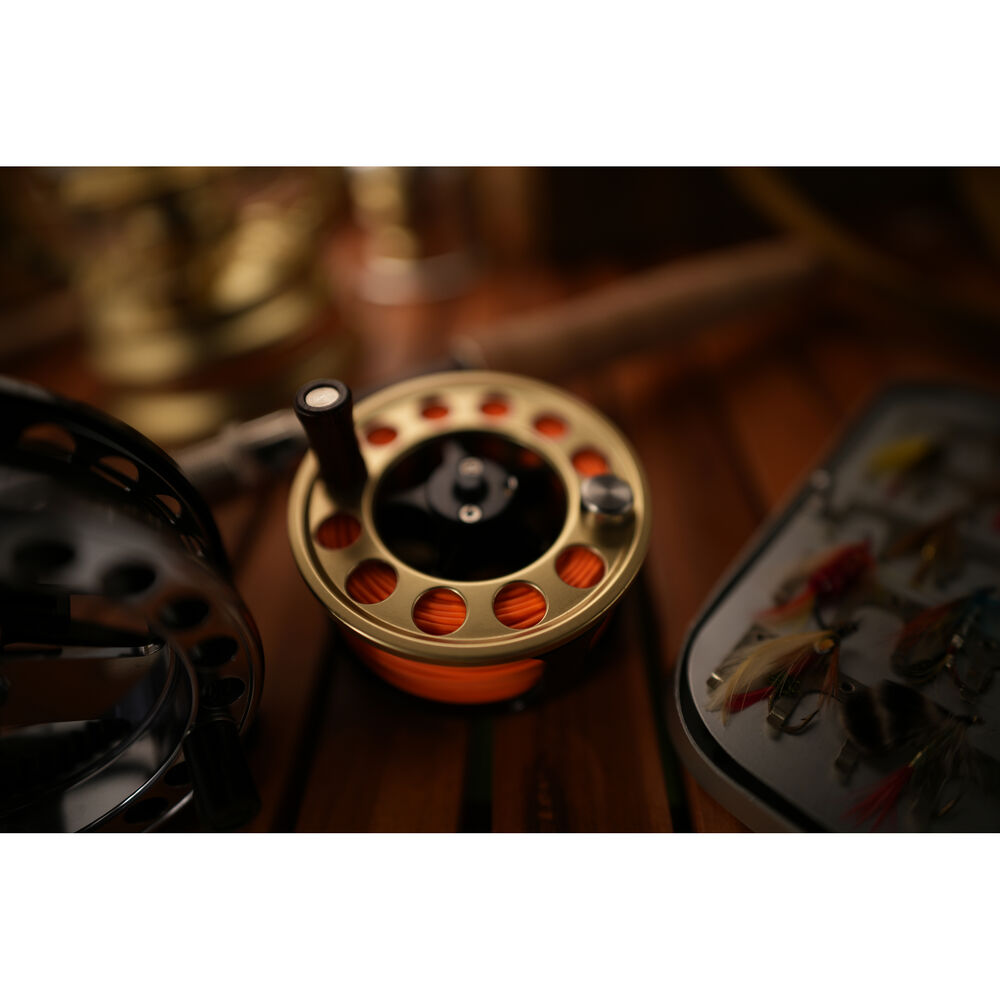 Canon 20mm f/1.4 L VCM RF Lens