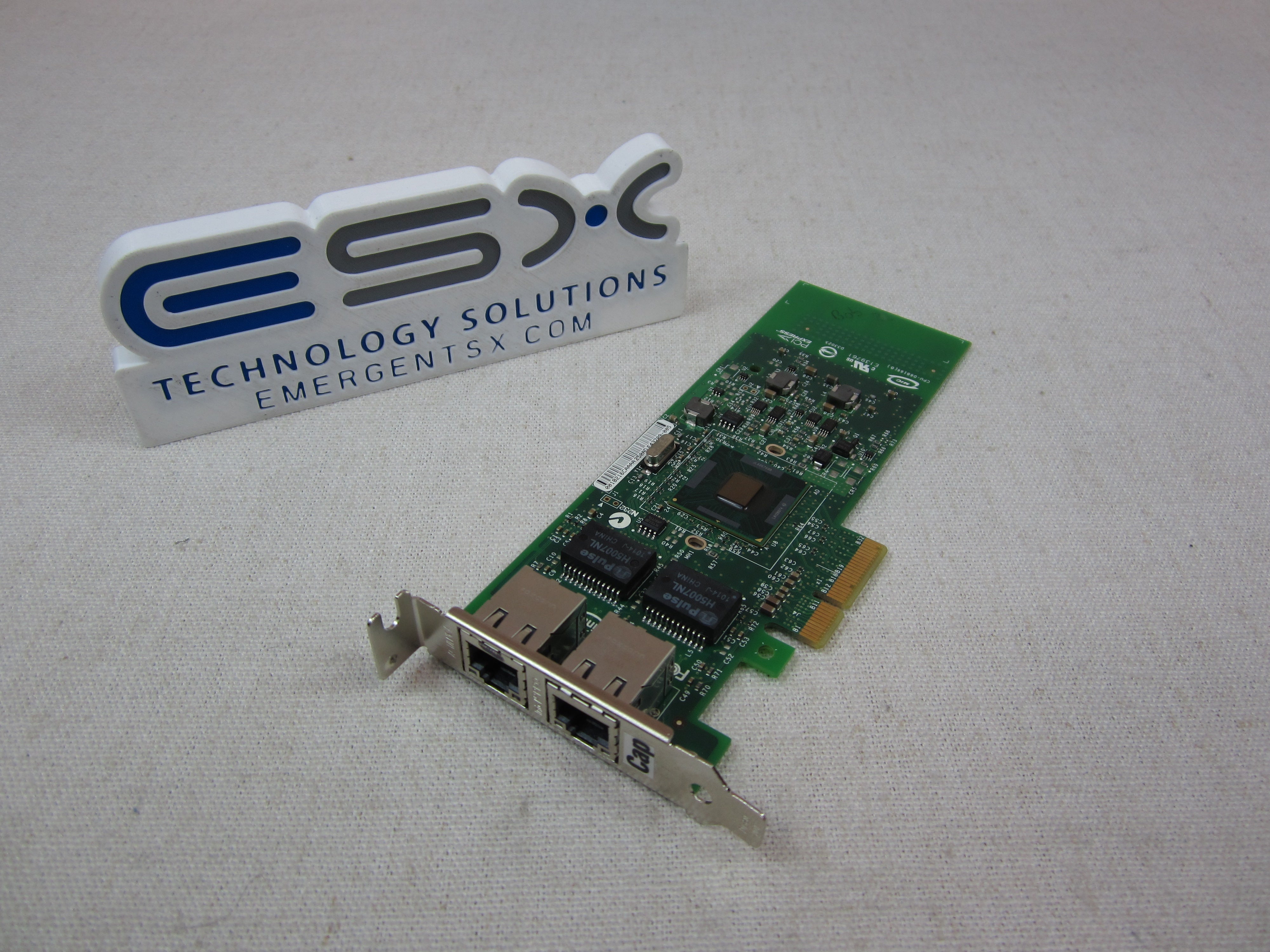 Intel E1G42ETBLK PRO1000/ET Dual Port GbE PCIe Network Adapter LP