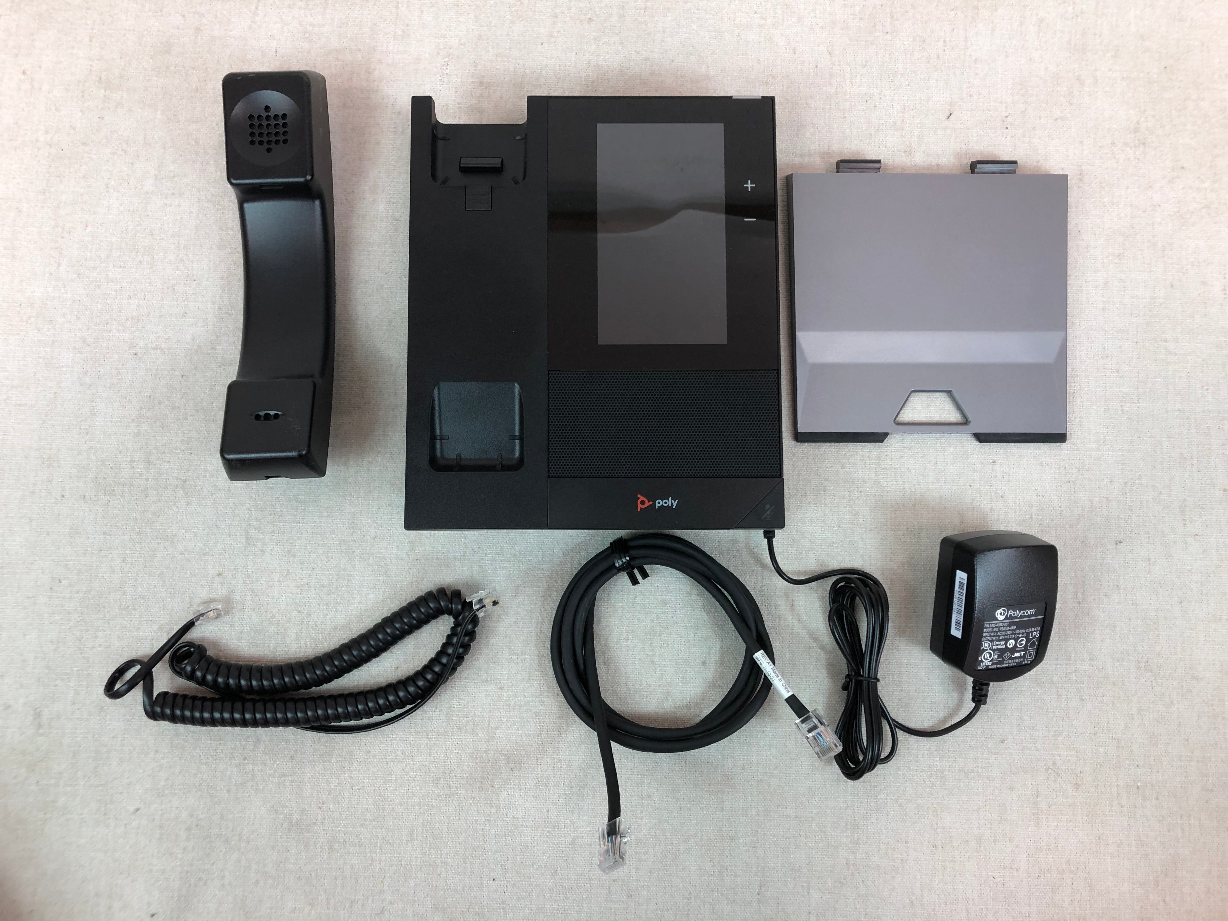 Polycom CCX 400 Business Media VOIP phone w/ 48V adapter