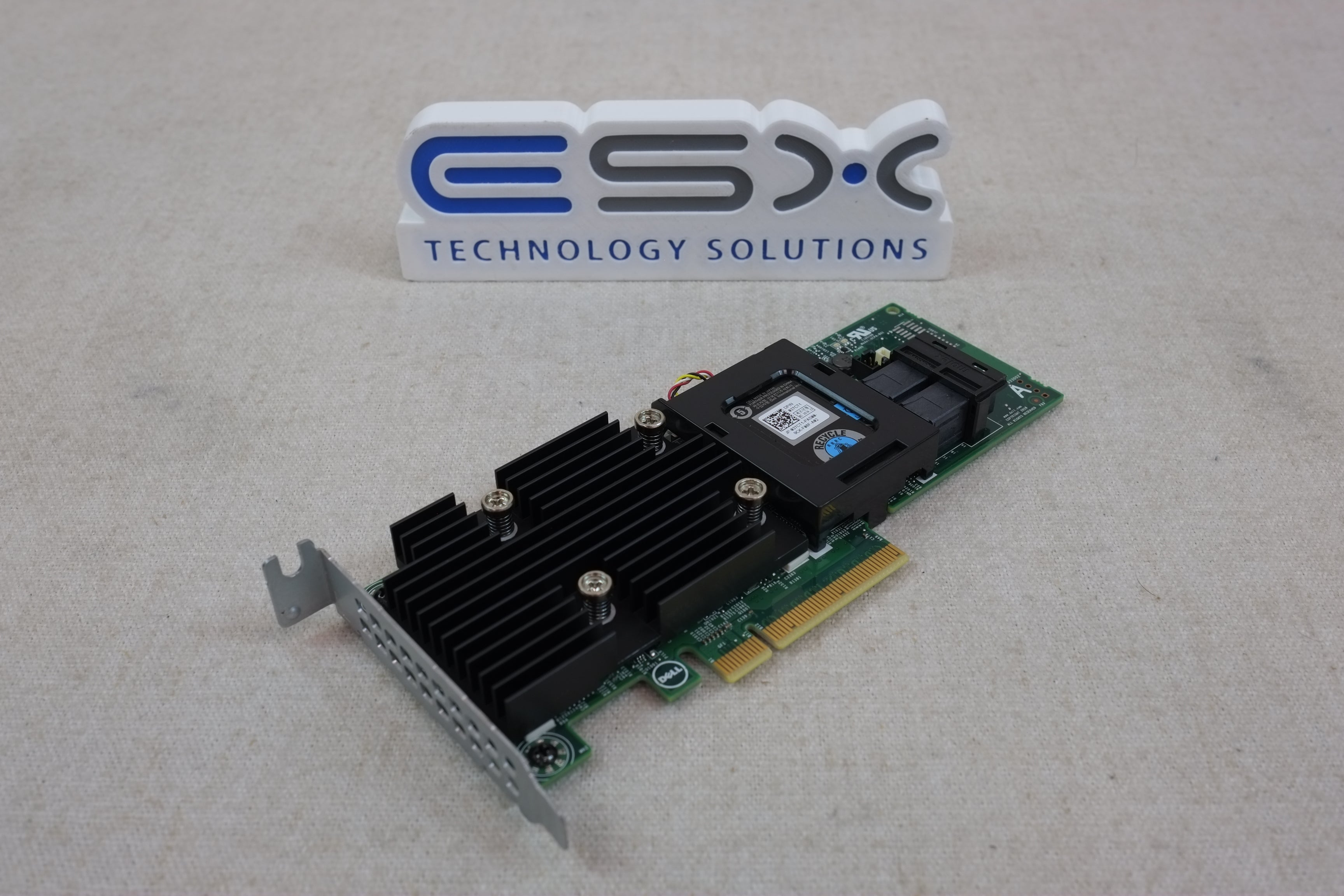 Dell XYHWN PERC H730p 2GB BBU Cache 12Gb/s SAS/SATA PCIe RAID Controller Card LP