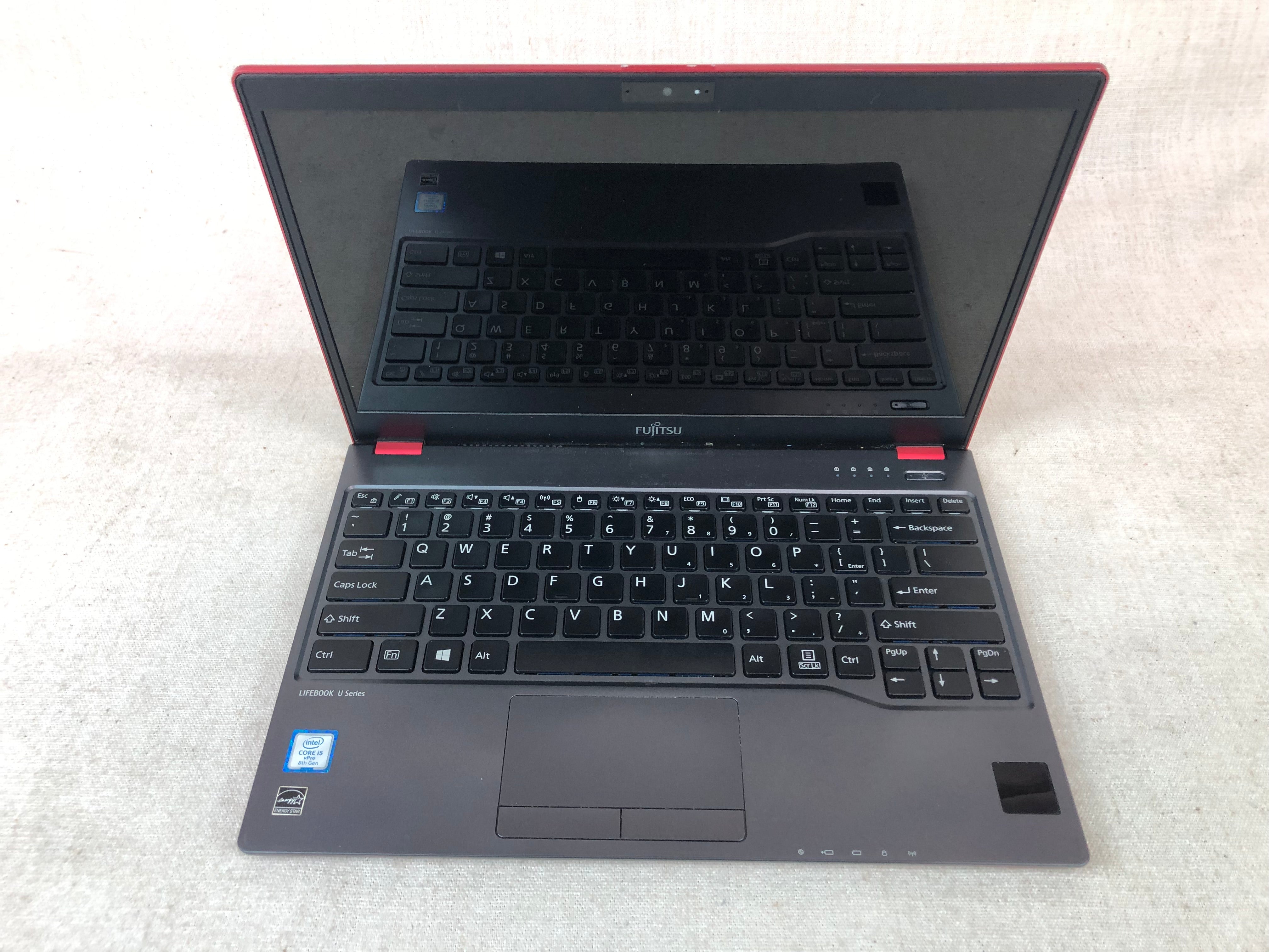 Fujitsu Lifebook U938 13.3” i5-8350U, 8GB/256GB, Touch Screen, Power adapter