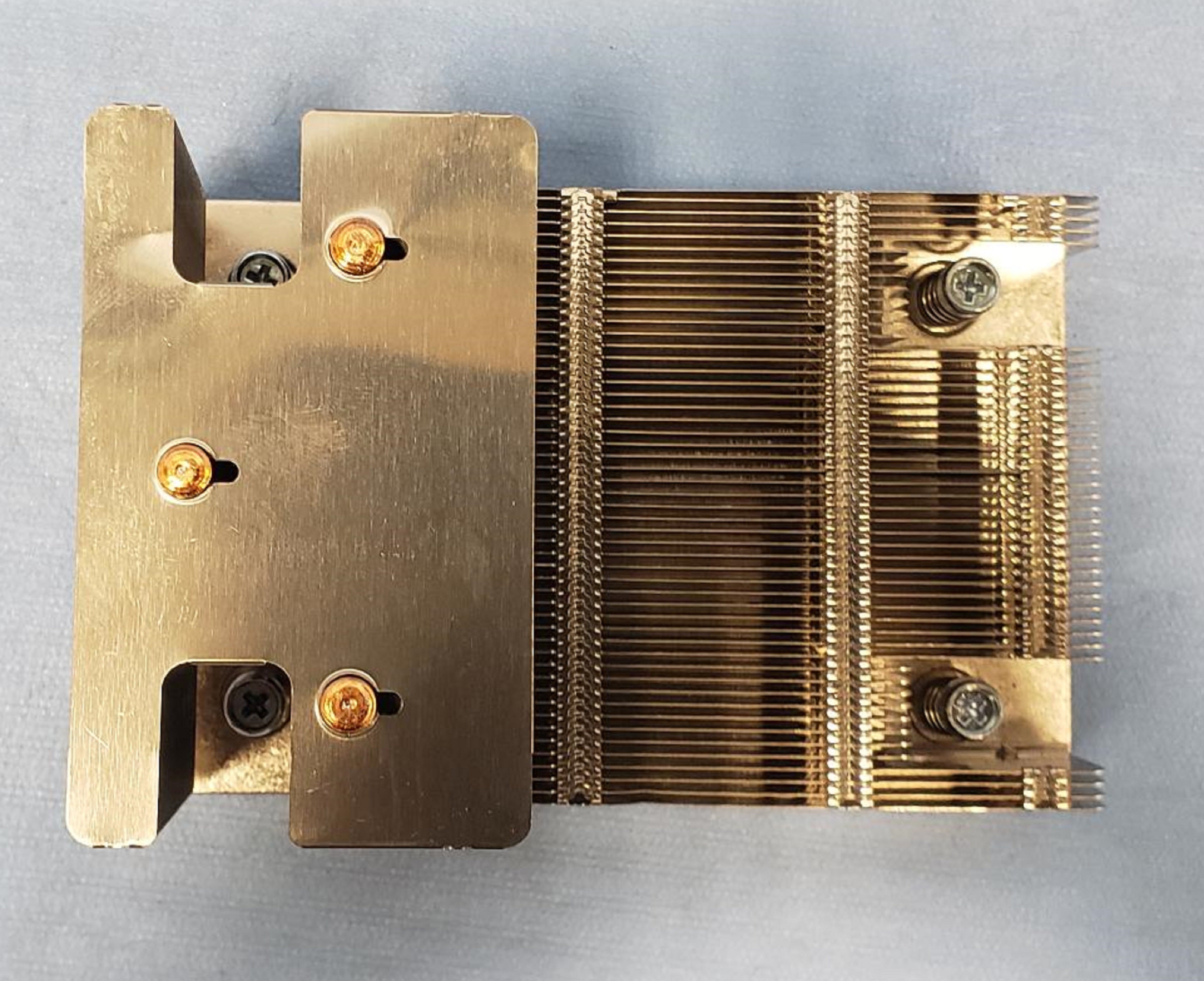 Dell YY2R8 CPU Heatsink Assembly for PowerEdge R730 / R730XD