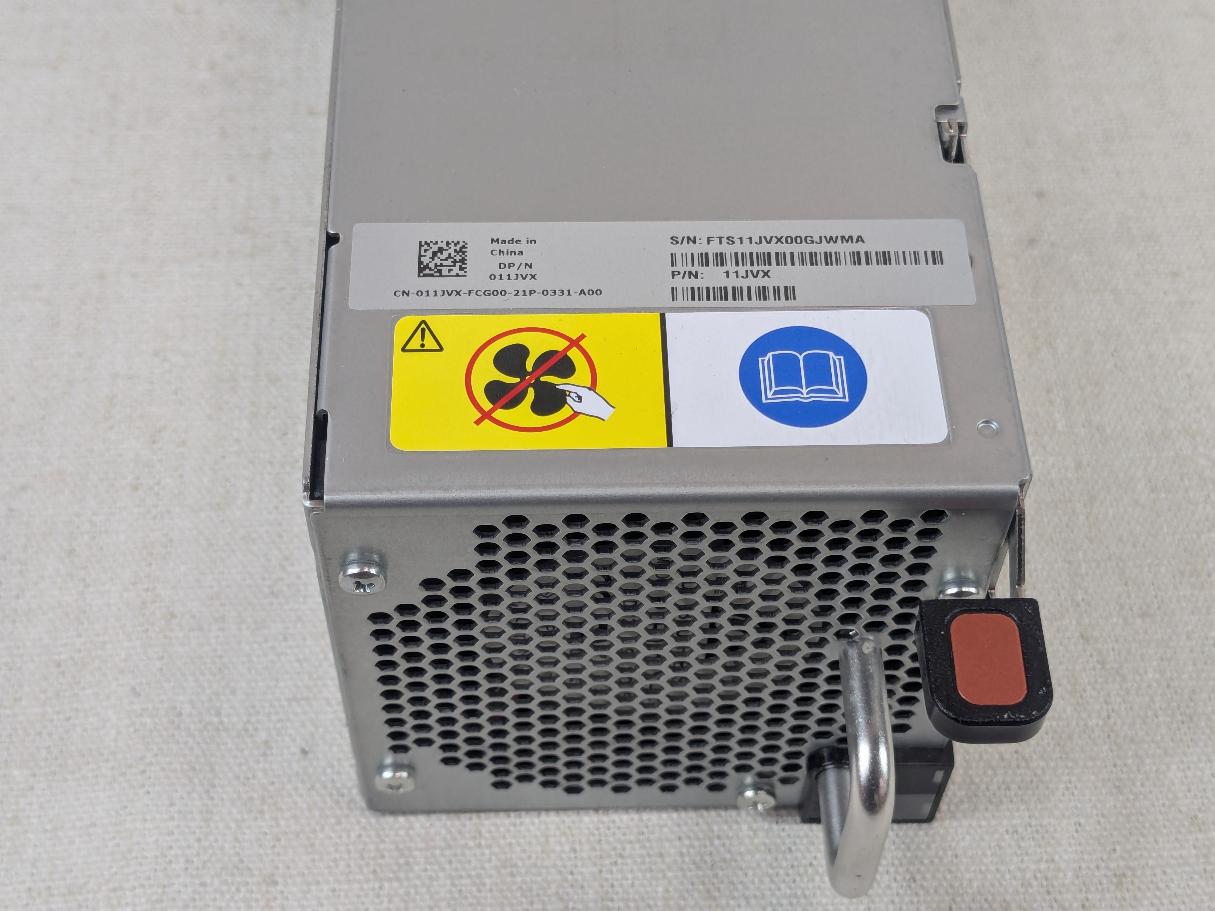 Dell PowerVault ME4084 84x3.5 5U Storage Array 10G iSCSI 16Gb/s FC SFP+ No HDDs