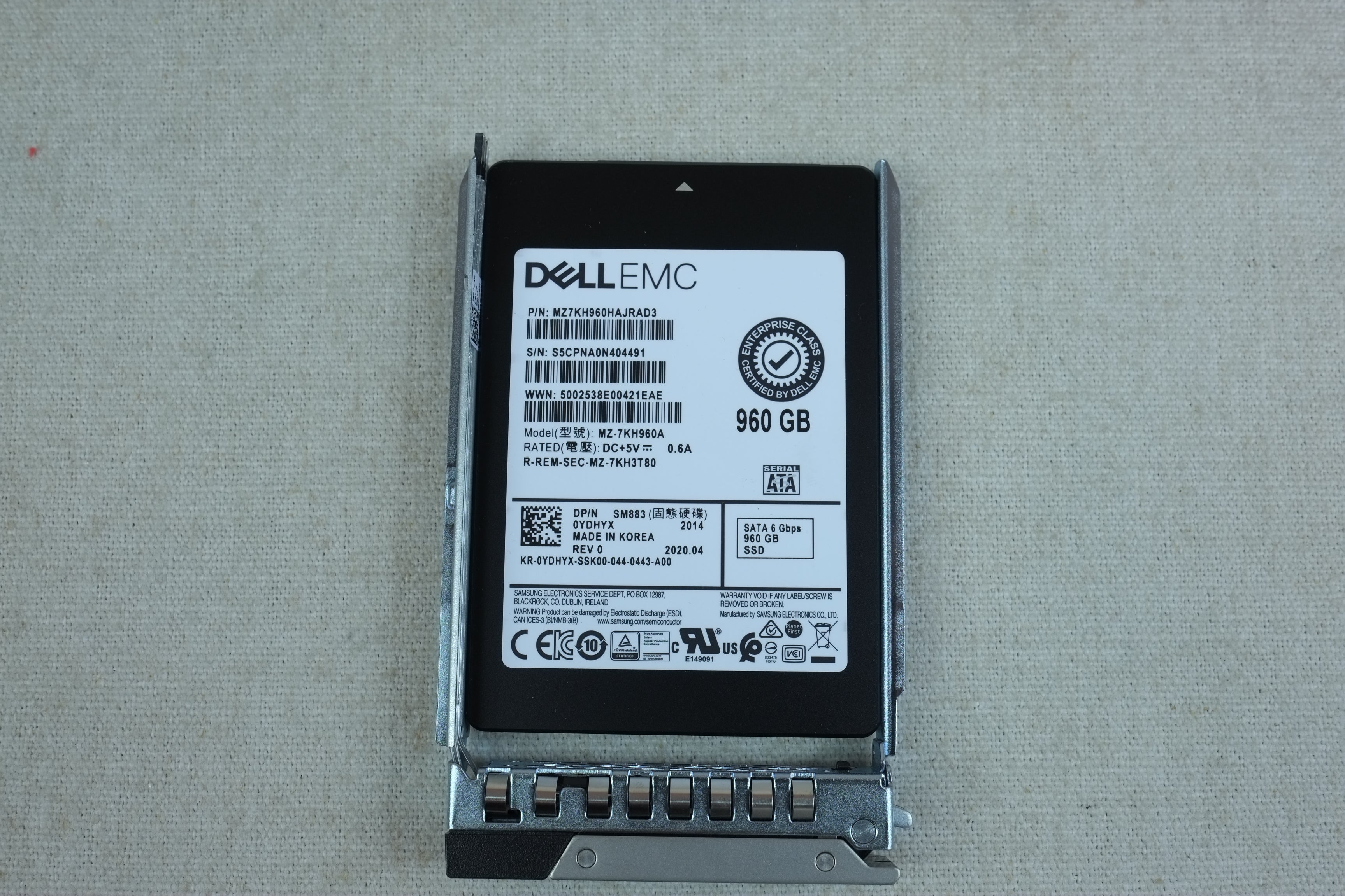 Dell YDHYX 960GB 6Gb/s 2.5” SATA Mix Use SSD Samsung MZ-7KH960A
