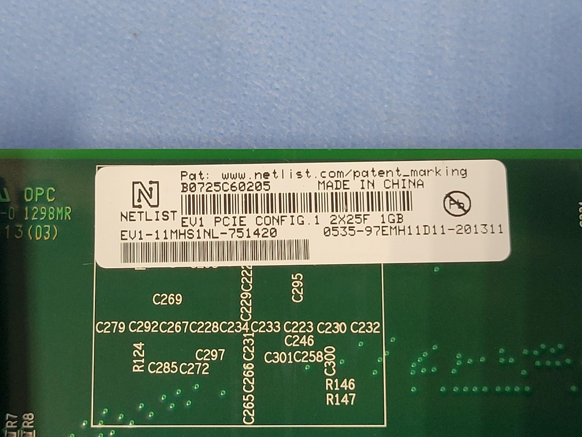 Netlist Express Vault Card w/ 1GB Cache Memory and BBU EV1-010000NL-751