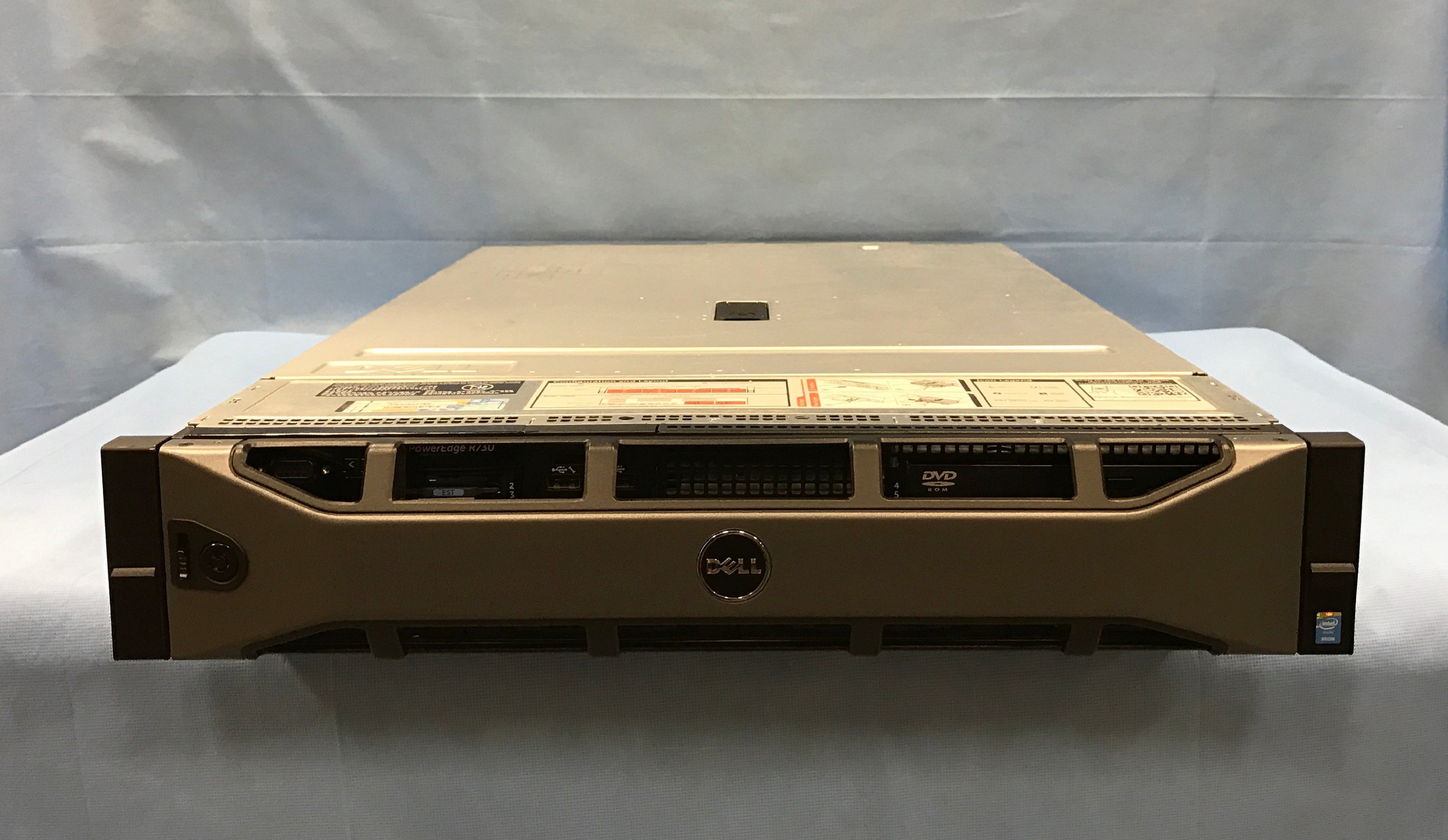 Dell PowerEdge R720 8x 2.5” 2U Server 2x 8C E5-2680 2.7GHz, 128GB, H710