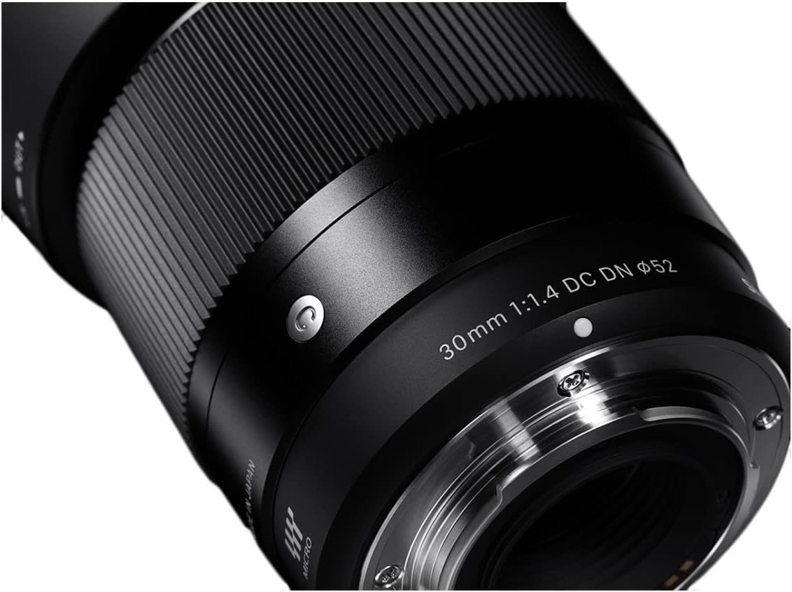 Sigma 30mm f/1.4 DC DN Contemporary Lens for Leica L