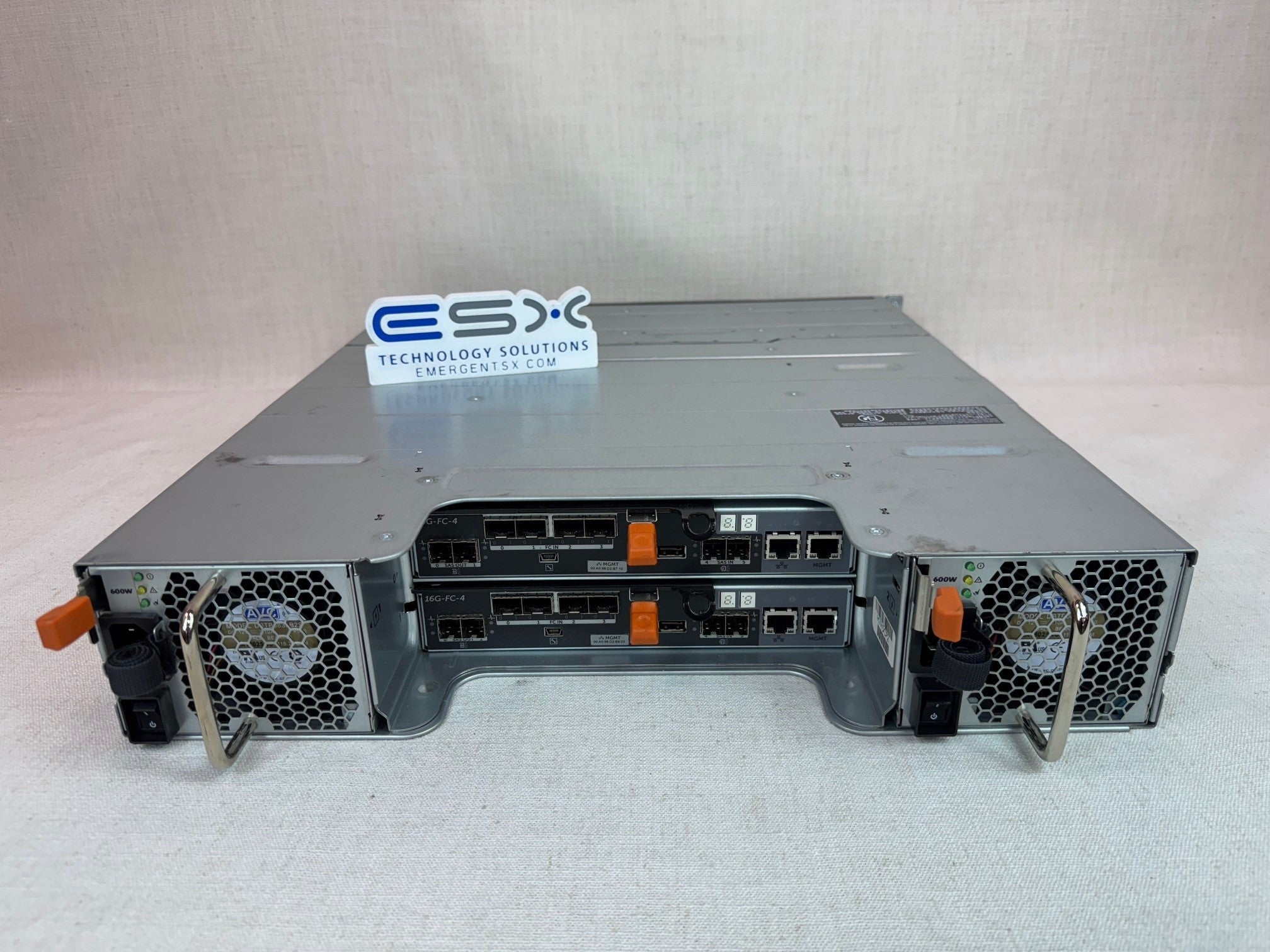 Dell PowerVault MD3820F 24x 2.5" 2U Storage Array- 2x Controller, 2x PSU No HDDs