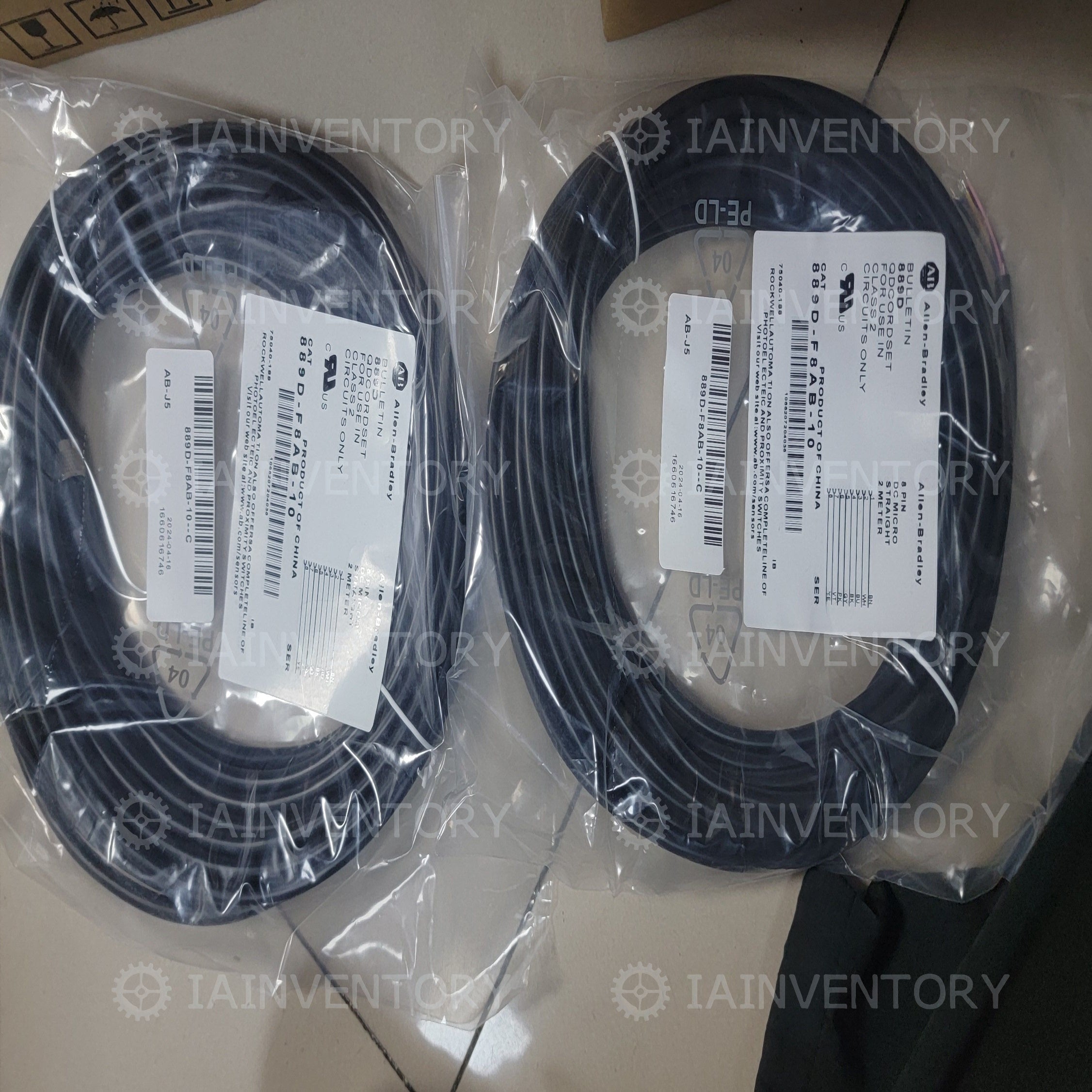 AB 889D-F8AB-10 CORDSET