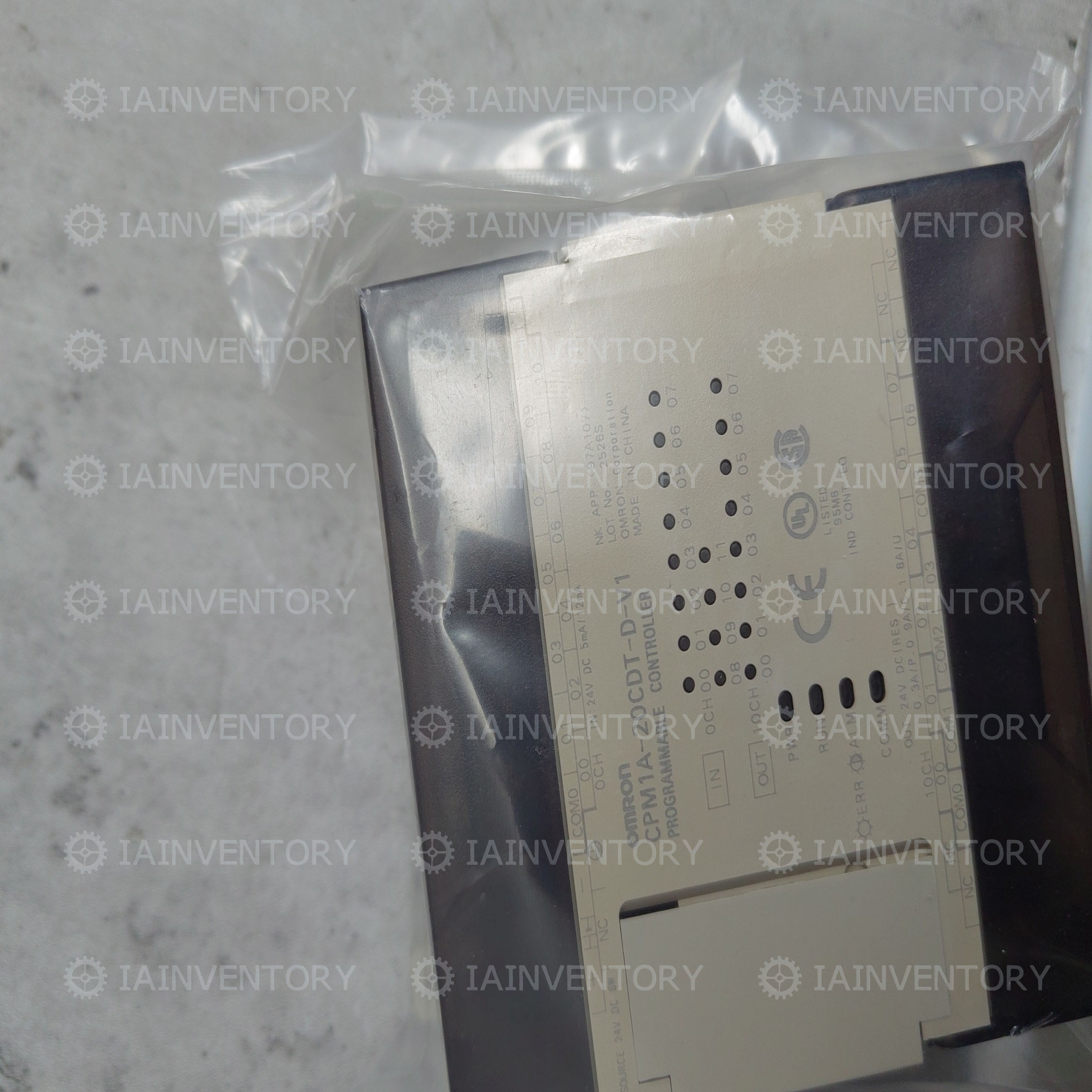 Omron CPM1A-20CDT-D-V1 CPM1A20CDTDV1 PLC