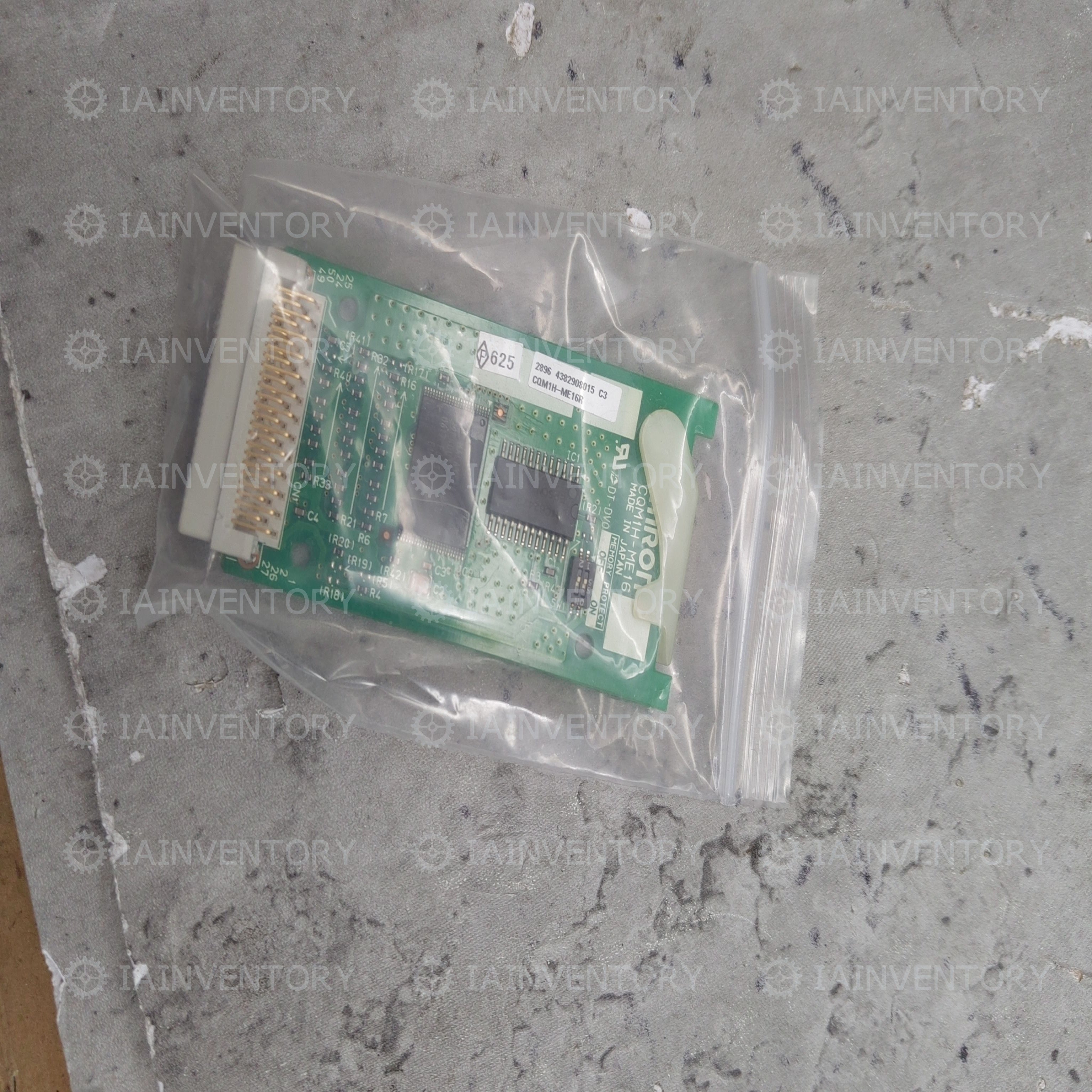 Omron PLC CQM1H-ME16R