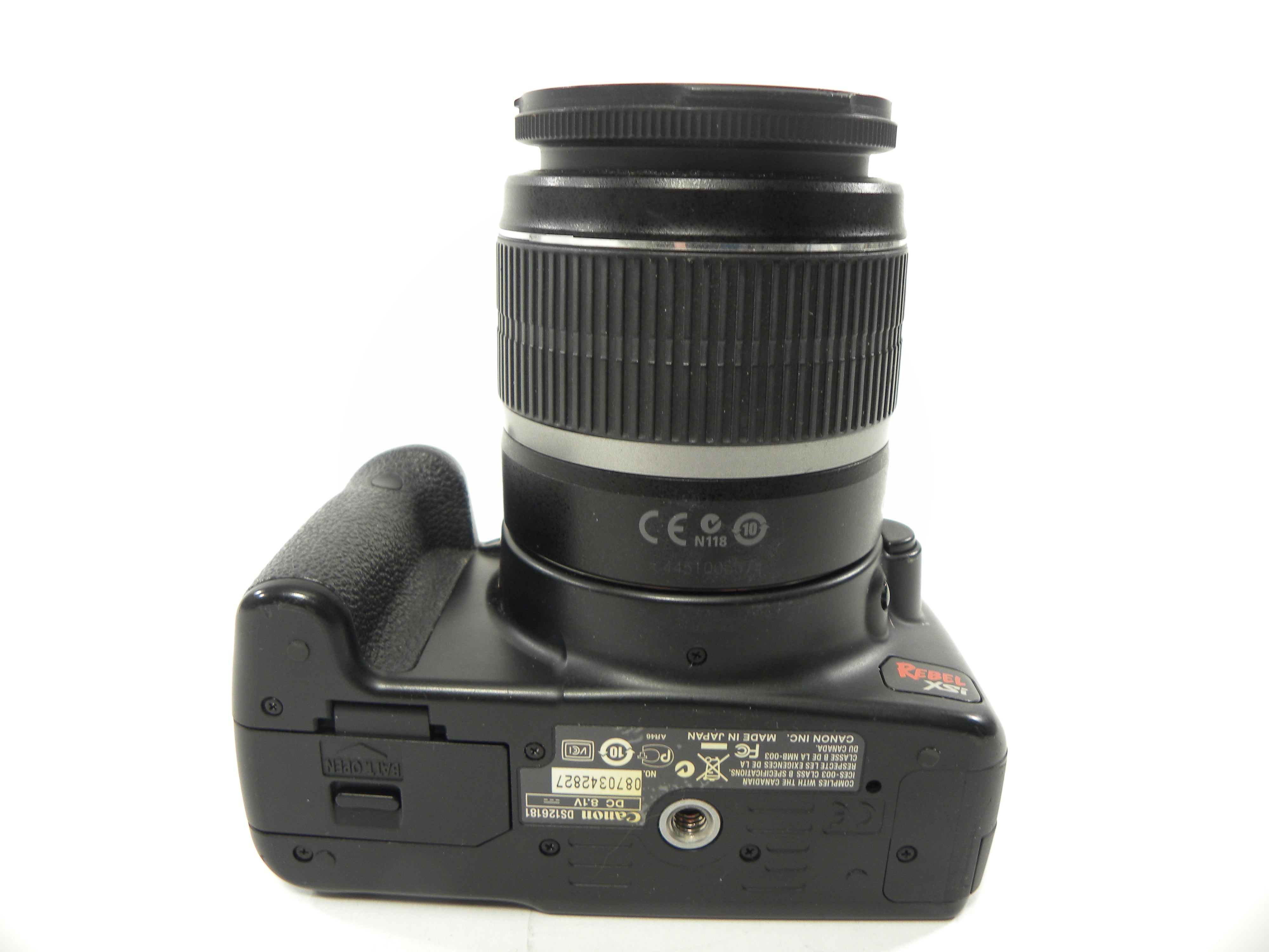 Canon EOS Rebel XSi 12.2mp Digital SLR w/EF-S 18-55 f3.5-5.6 IS
